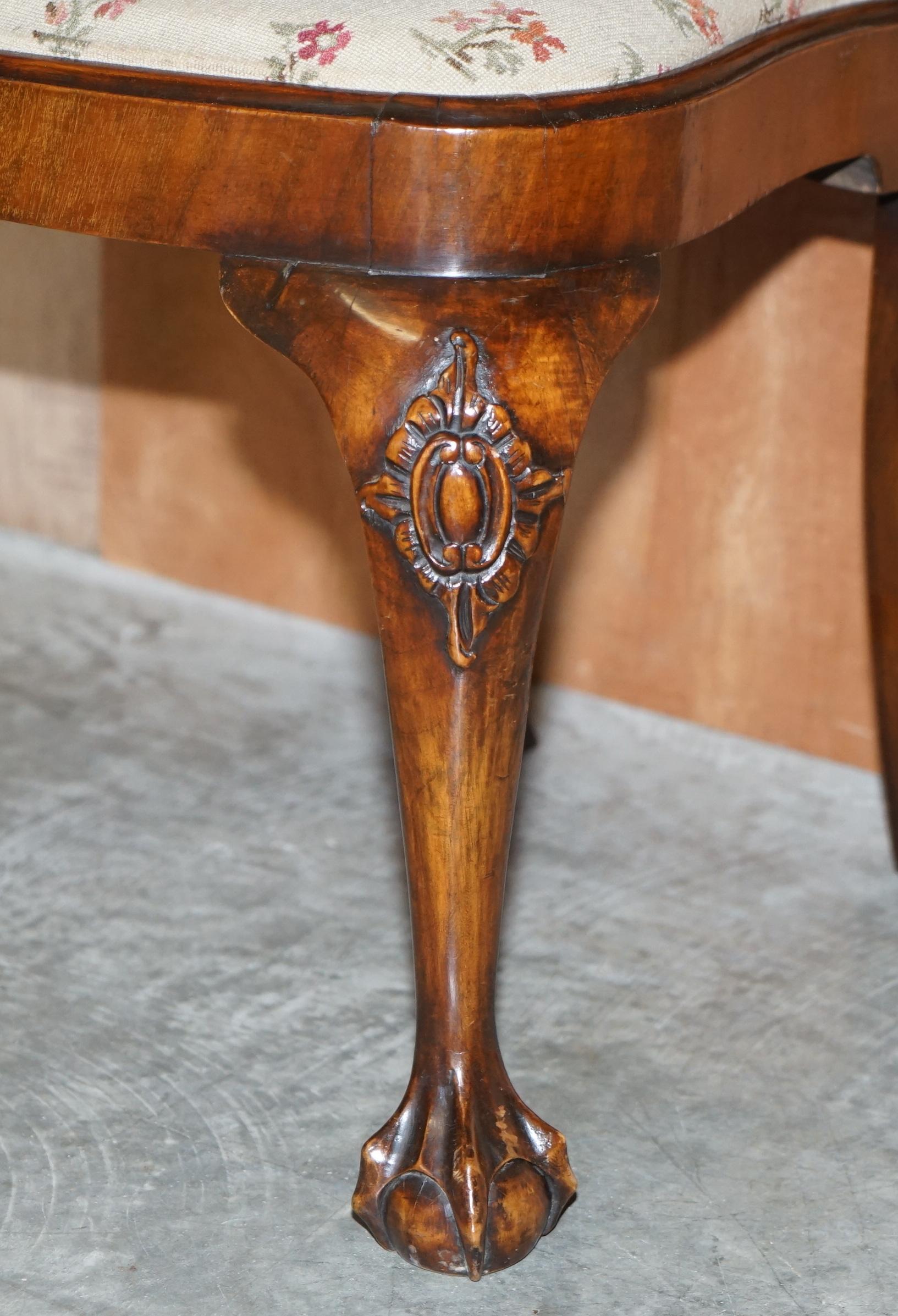 English Six Victorian 1880 Walnut Shepherds Crook Dining Chairs with Claw & Ball Feet For Sale