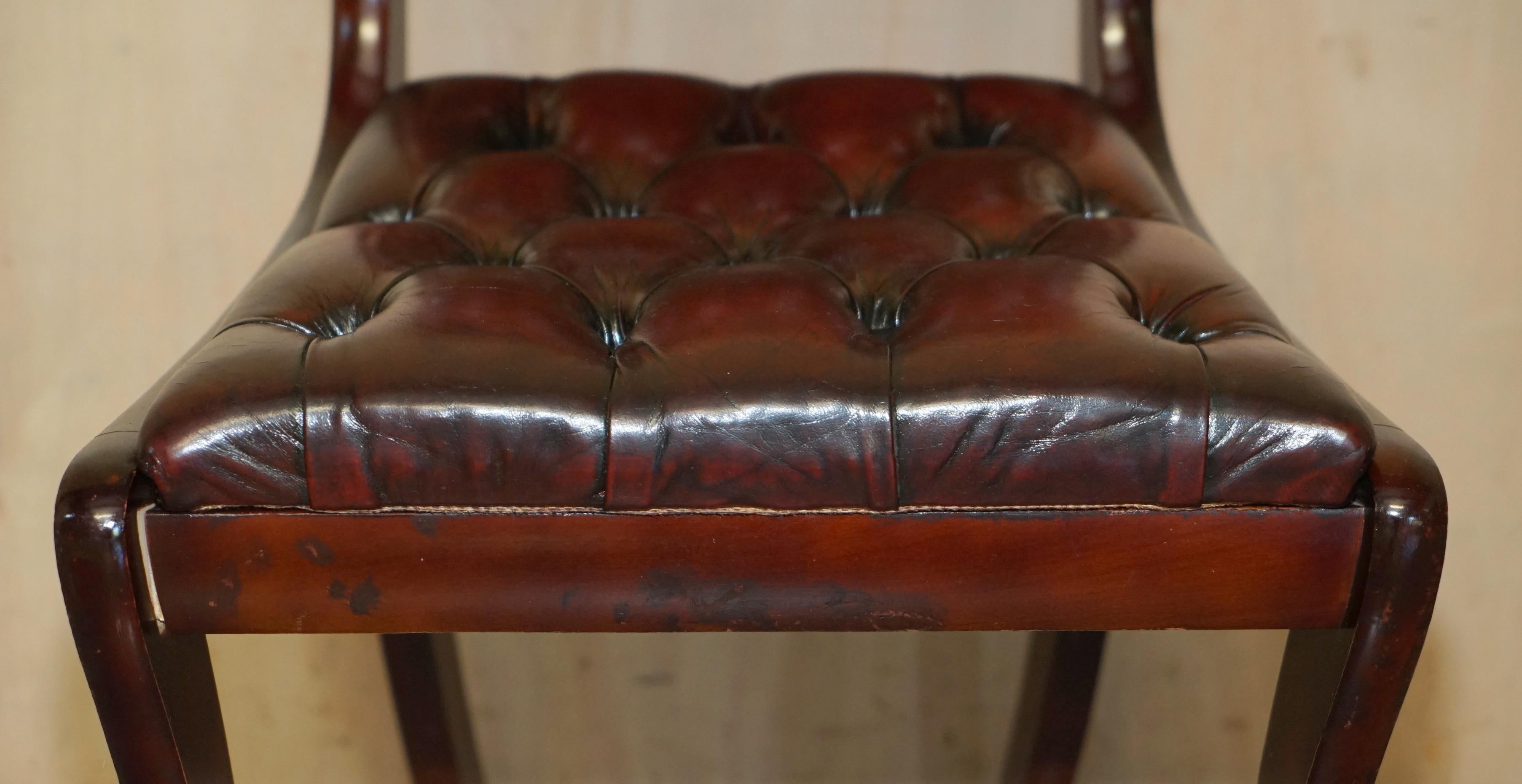 SIX VINTAGE HARDWOOD FULLY RESTORED CHESTERFIELD OXBOOD LEATHER DiNING CHAIRS 6 For Sale 3