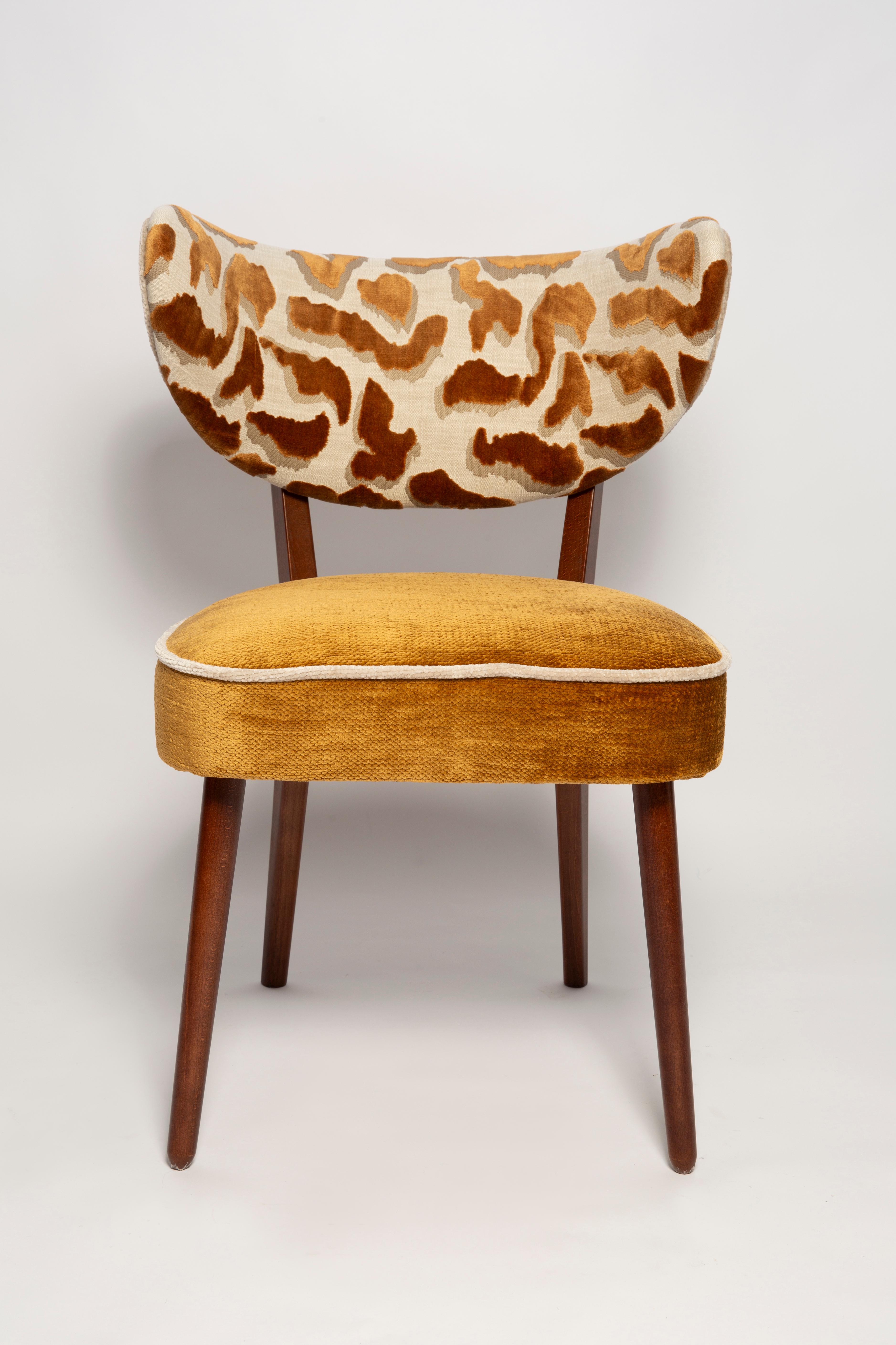 Contemporary Six Vintola Studio Dining Chairs, Casamance Nimbus Fabric, Europe, Poland For Sale