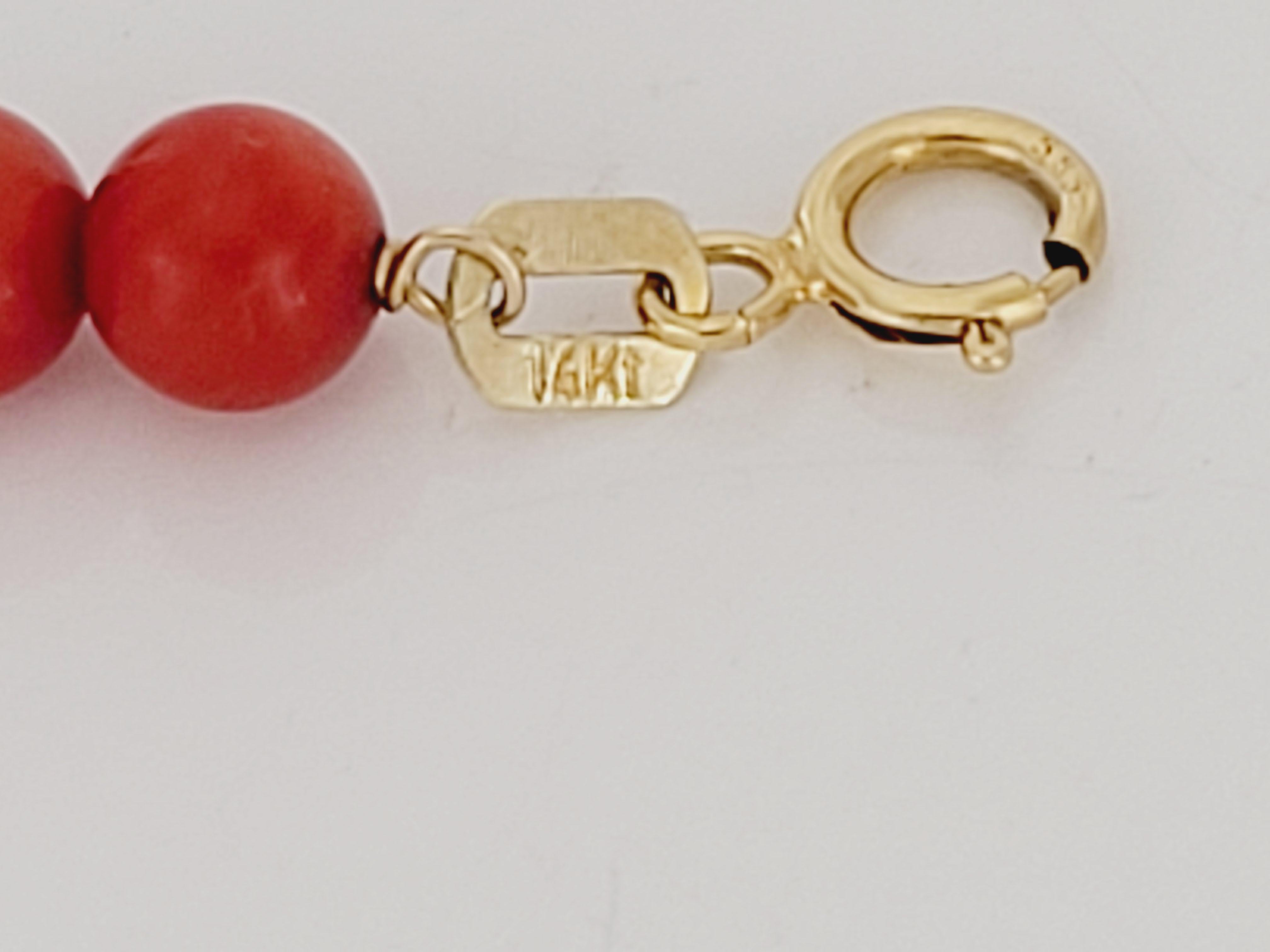 Sixteen Coral Red Bead Women Bracelet in 14k Yellow Gold In New Condition In New York, NY
