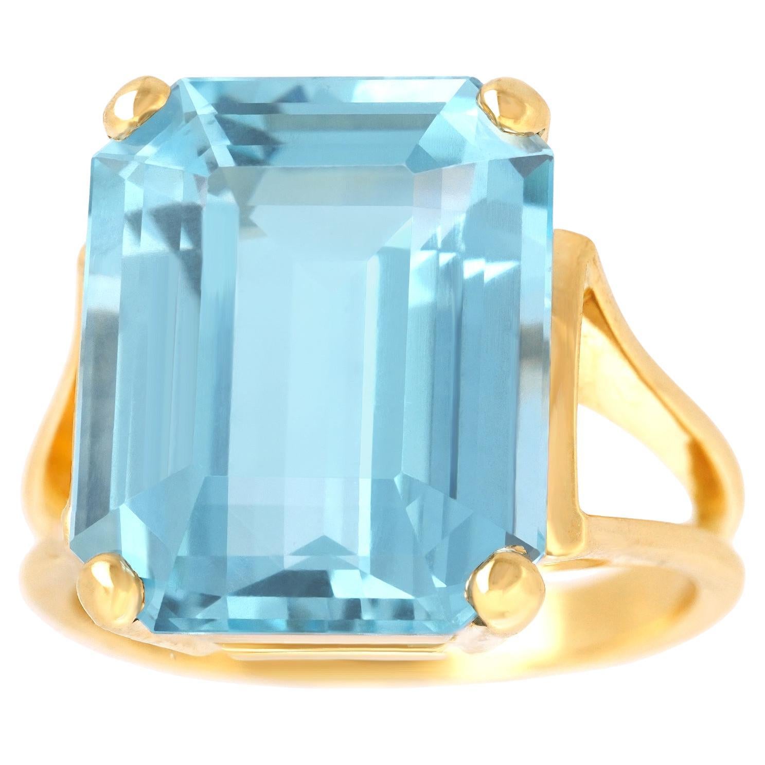 Sixties Aquamarine Ring For Sale