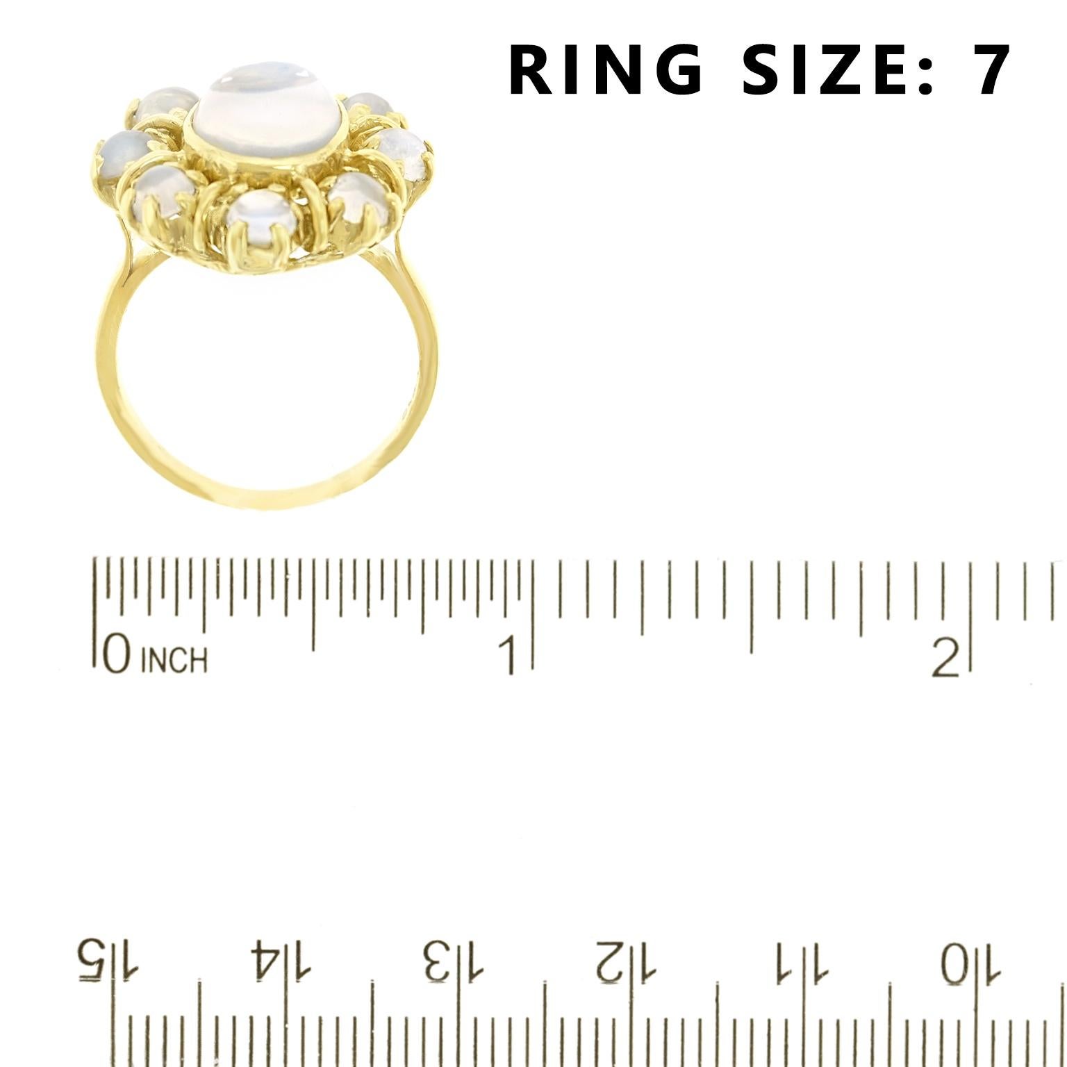 1960s Chic Moonstone-Set Gold Ring 2