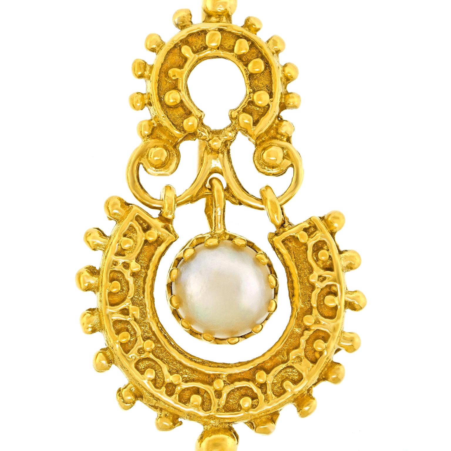 Boucles d'oreilles étrusques des années 60 en vente 2