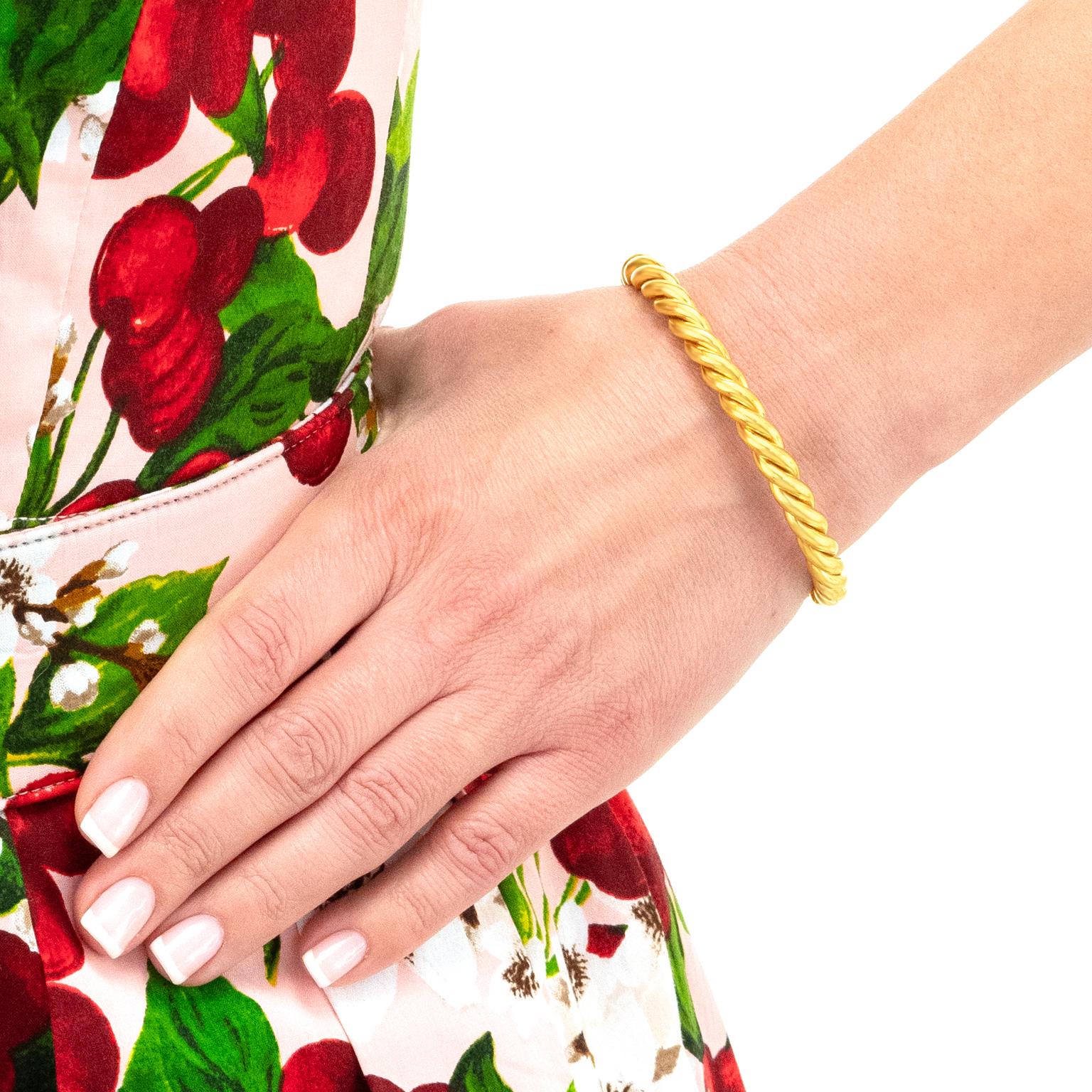 Women's or Men's Sixties Italian Gold Bangle