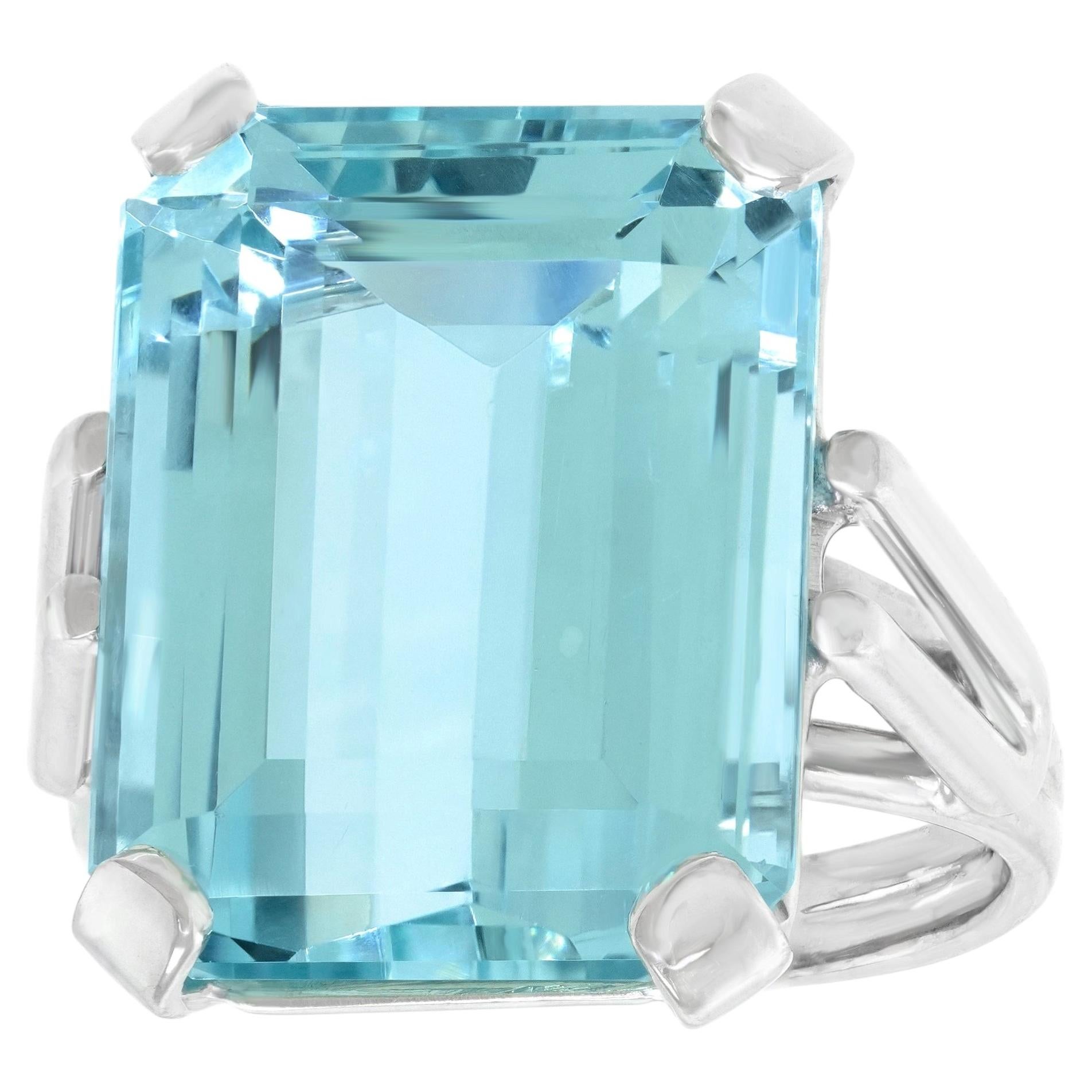 Aquamarin-Ring im Stil der 60er-Jahre-Moderne