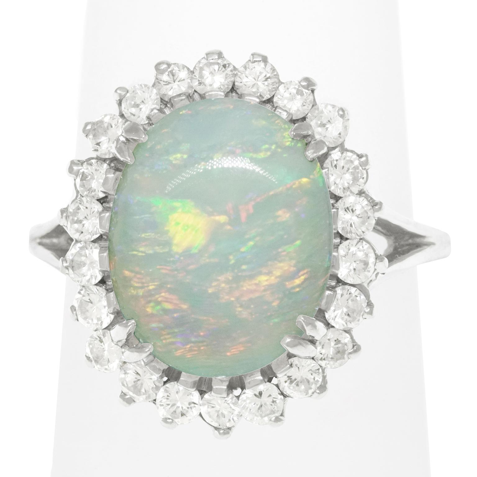 Sixties Opal and Diamond-set Gold Ring For Sale 4