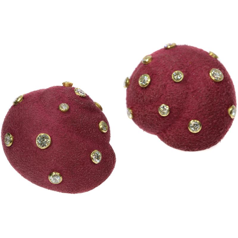 Sixties Signed Christian Dior Suede Covered Brooch Earrings 6.74 Carat Diamonds For Sale 9