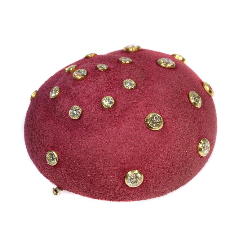 Sixties Signed Christian Dior Suede Covered Brooch Earrings 6.74 Carat Diamonds For Sale 2