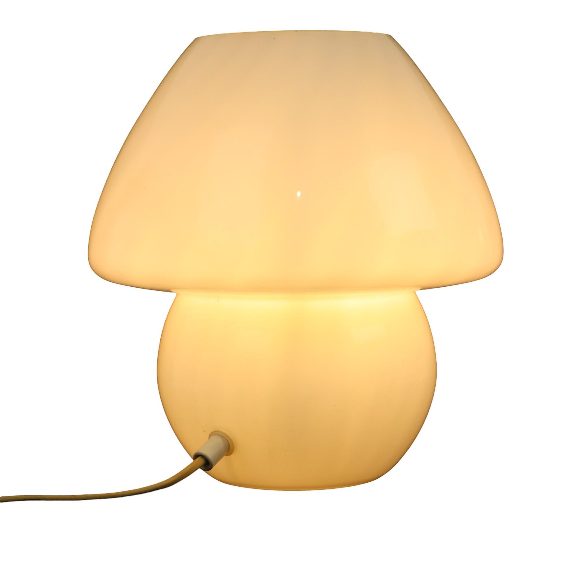 Verre Lampe crapaud champignon des années 60 A Space Design/One en vente