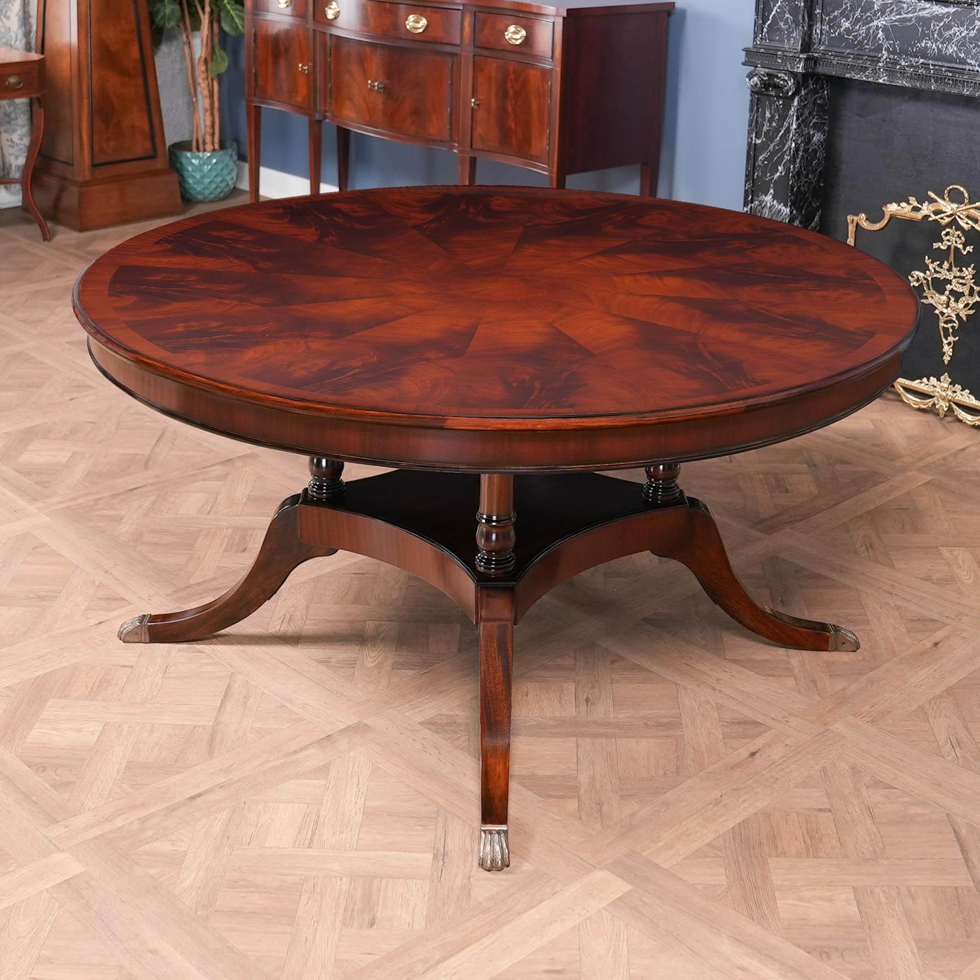 Sixty Inch Round Mahogany Dining Table (table à manger ronde en acajou) Neuf - En vente à Annville, PA