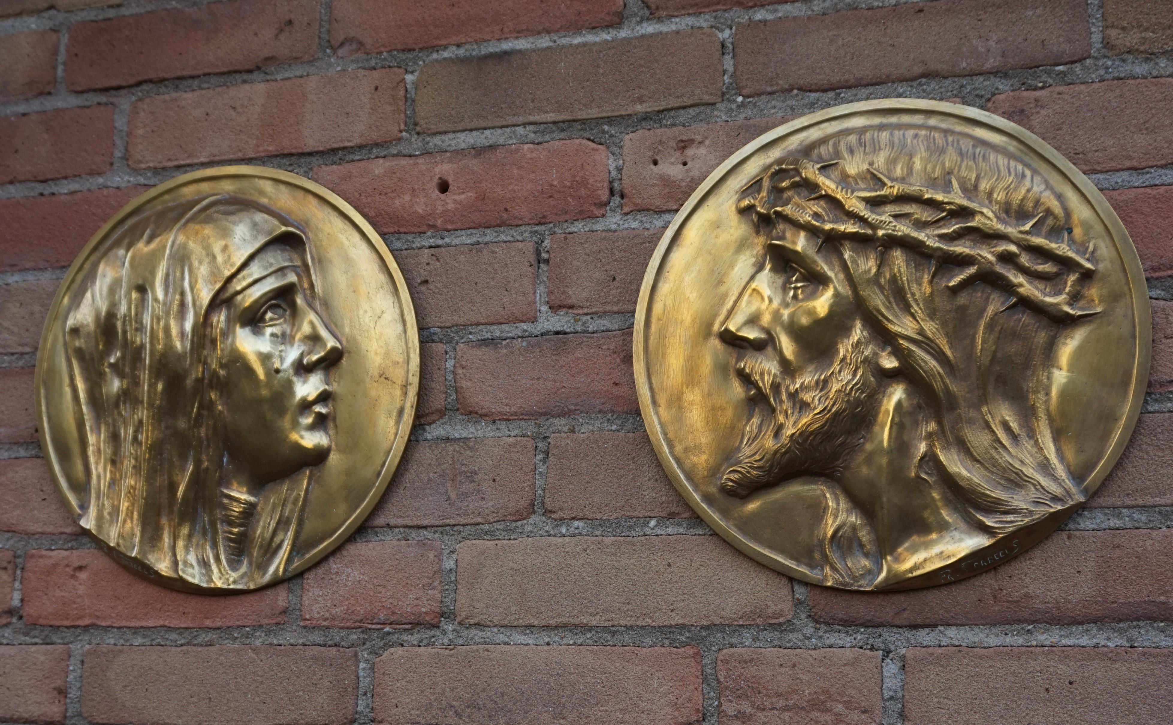 Belgian Sizable Pair of Jesus & Mary Bronze Wall Plaque Sculptures by Francis Corbeels For Sale