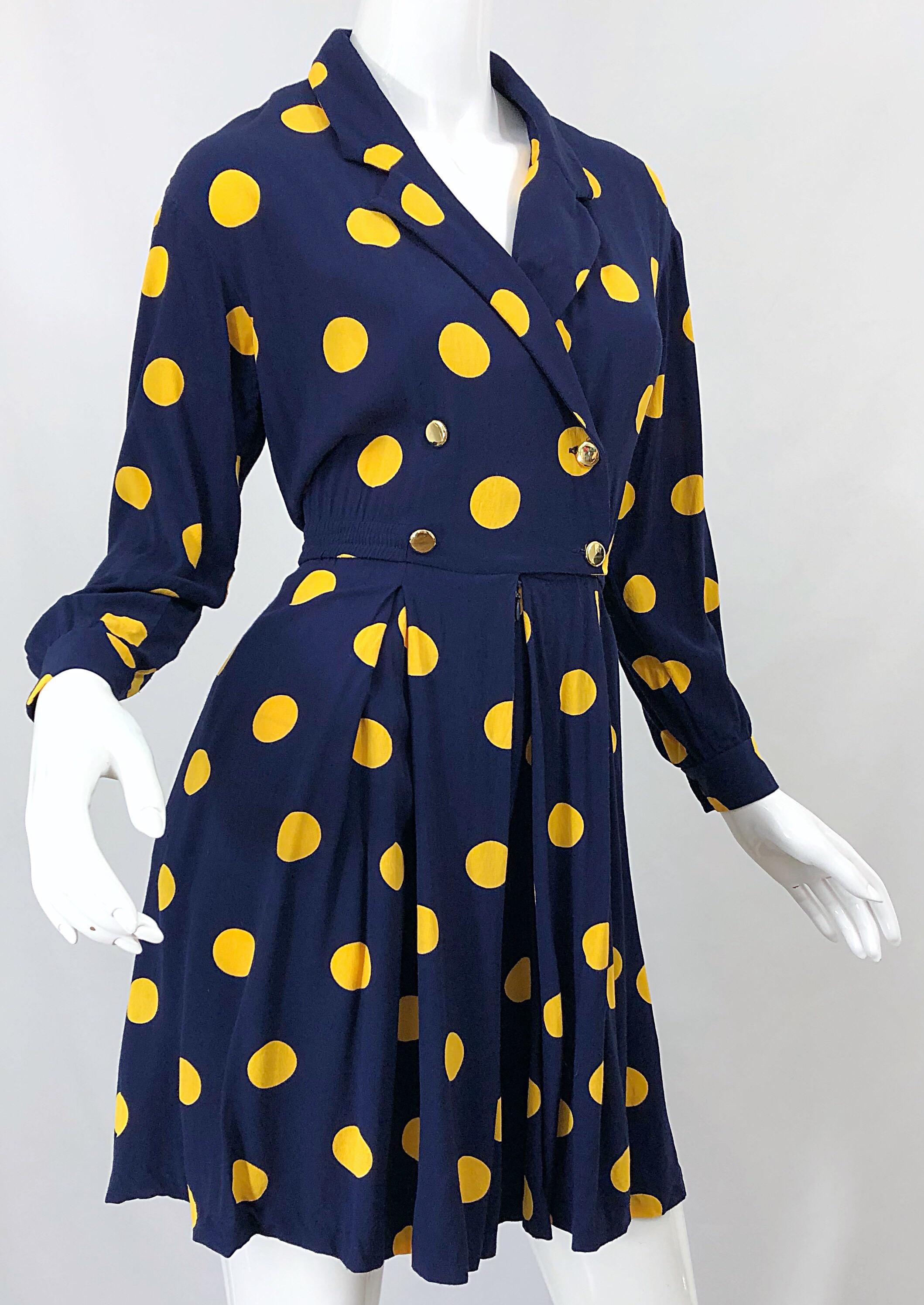 Size 8 Romper Late 1980s Navy Blue and Yellow Polka Dot 80s Vintage Romper In Excellent Condition In San Diego, CA