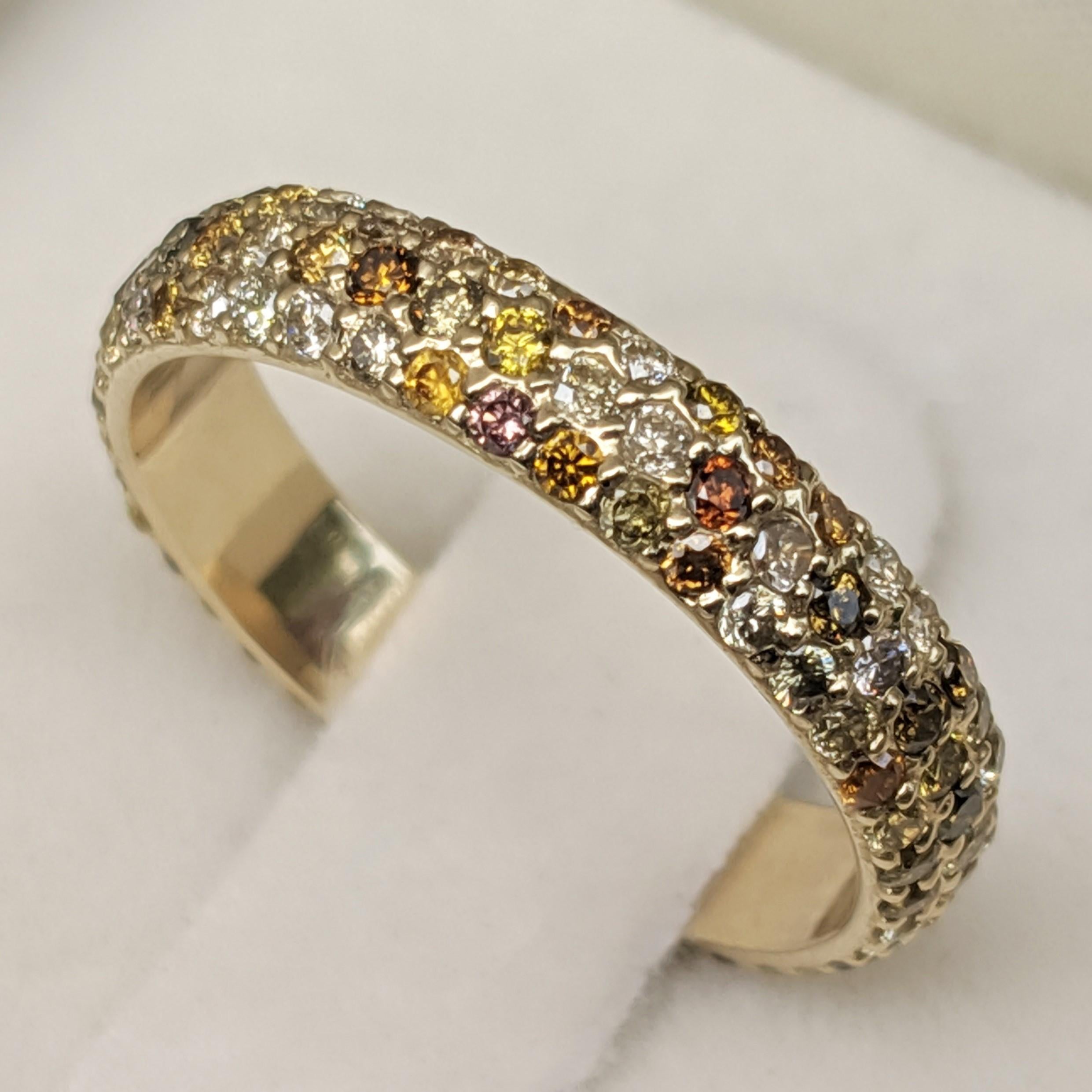 Round Cut $1 NO RESERVE!   1.16 Ct Fancy  Diamonds Eternity Band 14 kt. Yellow gold Ring