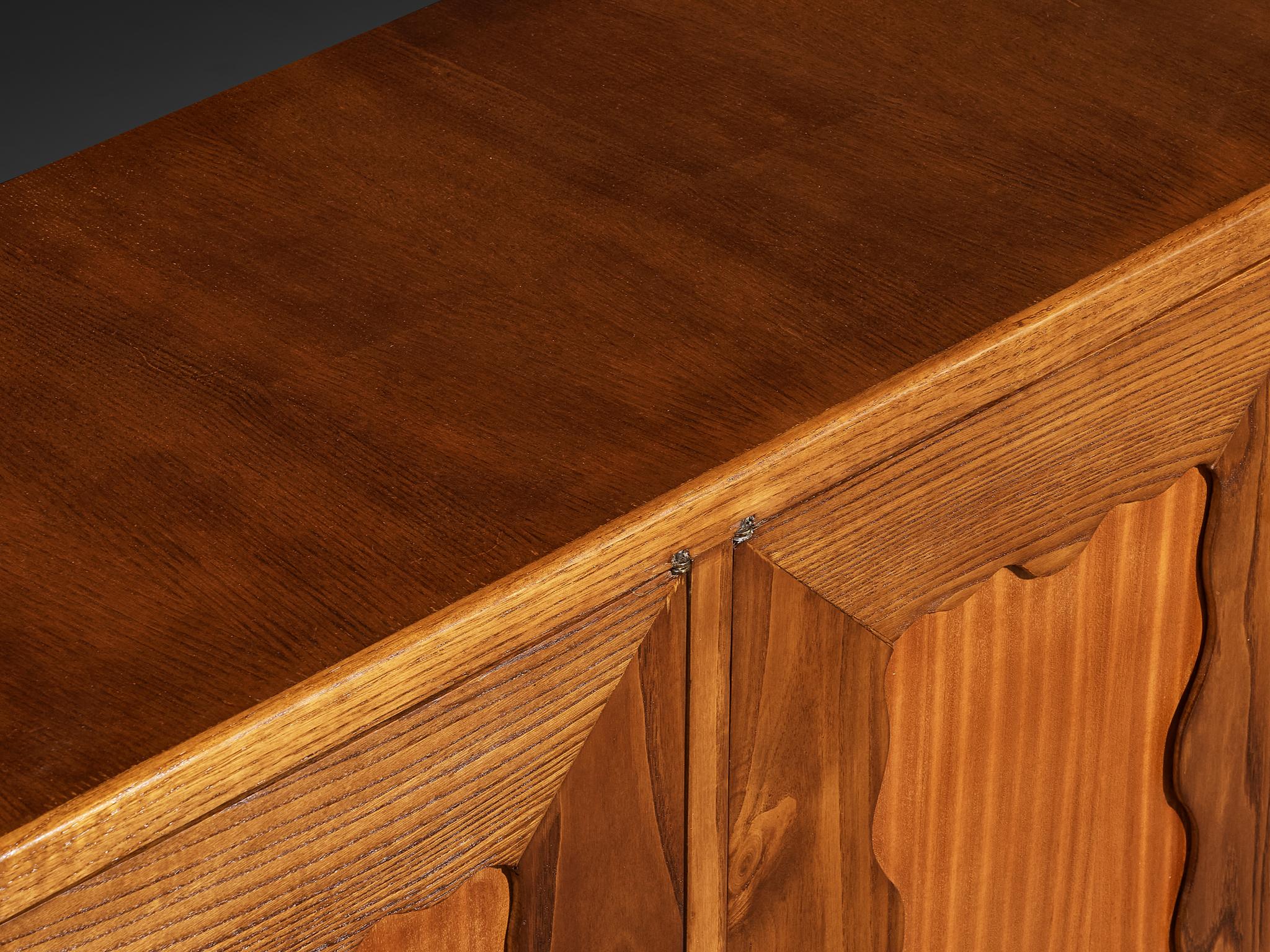 Aparador Art Decó italiano de madera de gran tamaño 270 cm/106 pulg. de ancho en venta 4