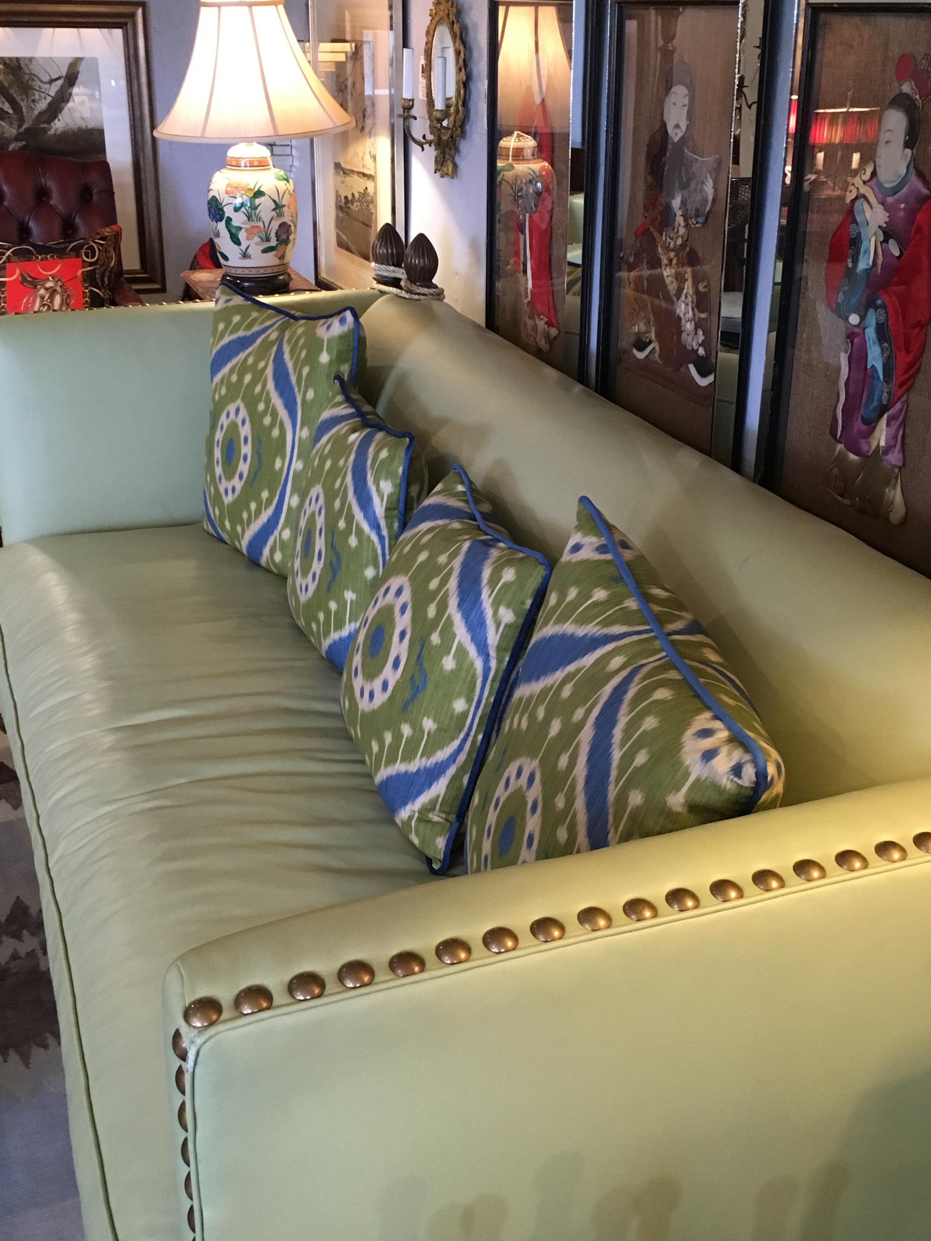 Contemporary Sizzling Hot Very Large Luxe Lime Leather George Smith Knole Style Sofa