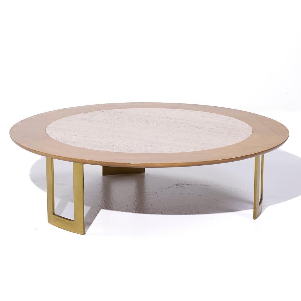 S.J. Table basse en travertin et laiton du milieu du siècle Campbell

Cette table basse mesure : 53.75 de large x 53.75 de profond x 15.25 de haut

Tous les meubles peuvent être achetés dans ce que nous appelons un état vintage restauré. Cela