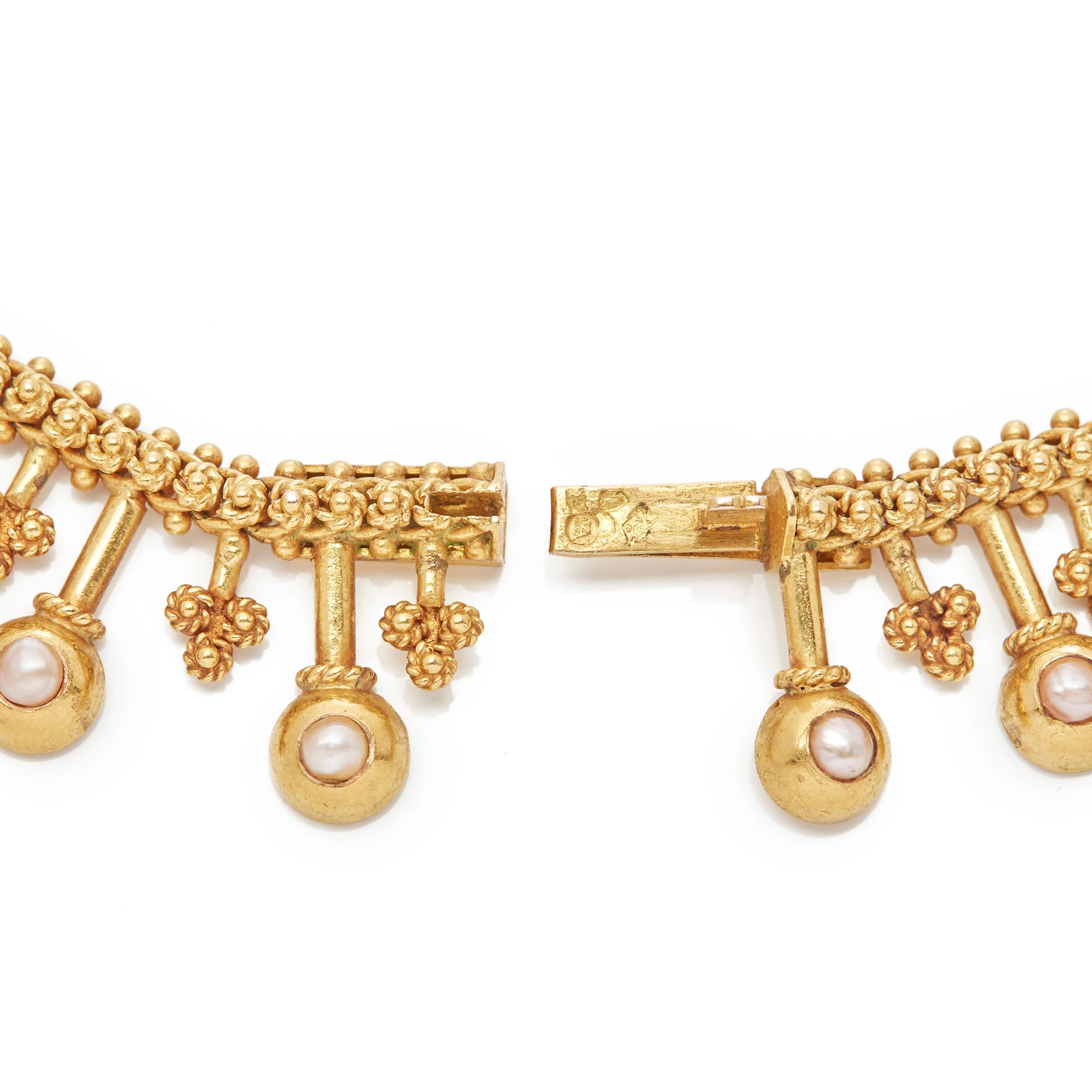 18 Karat Yellow Gold Antique Drop Pearl Necklace In Good Condition In Bishop's Stortford, Hertfordshire