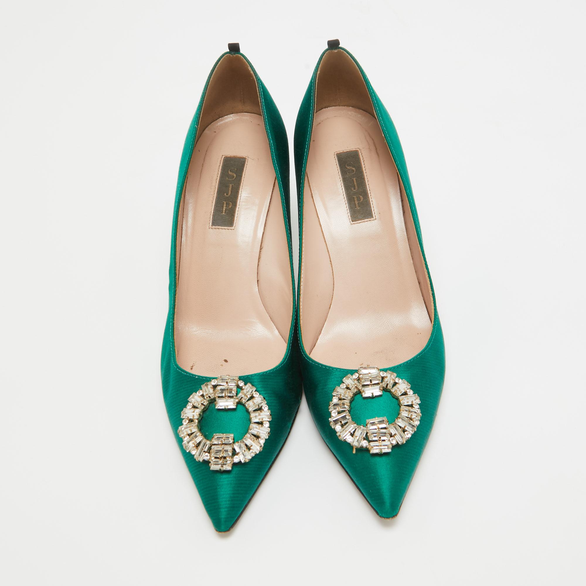 Vert Escarpins SJP Sarah Jessica Parker en satin vert ornés de cristaux, taille 38