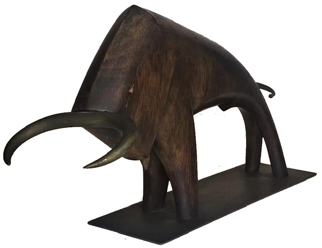 Sier Kunst, Bull, Austrian Art Deco Wood & Brass Sculpture, ca. 1930 In Good Condition For Sale In New York, NY