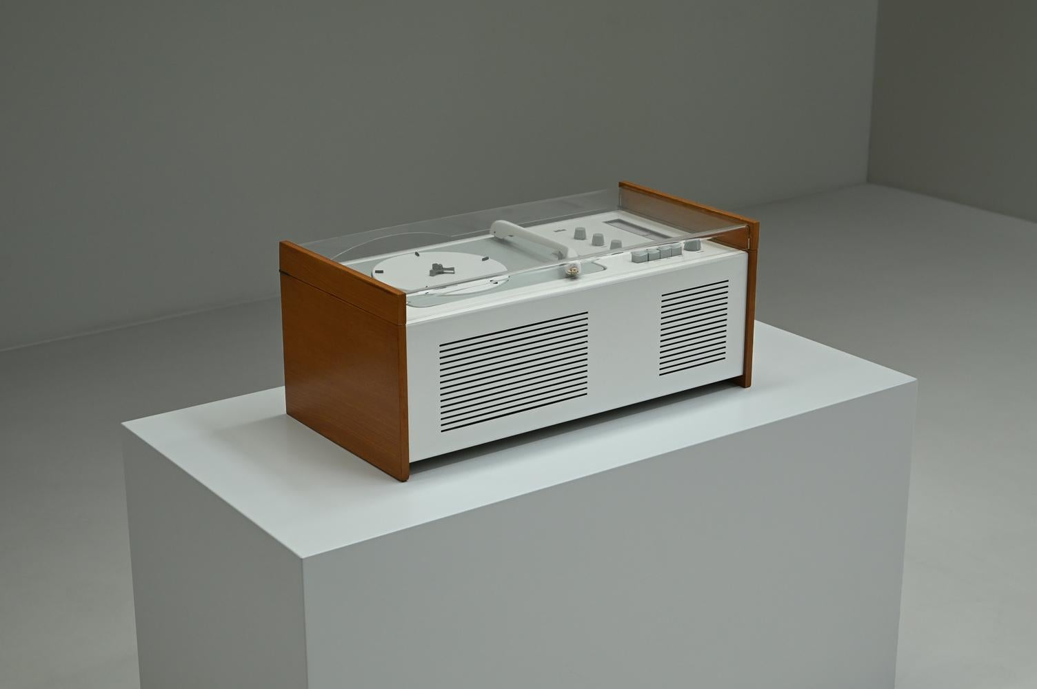 SK4/1 Plattenspieler von Dieter Rams und Hans Gugelot für Braun, 1950er Jahre Deutschland. im Zustand „Gut“ im Angebot in Landgraaf, NL