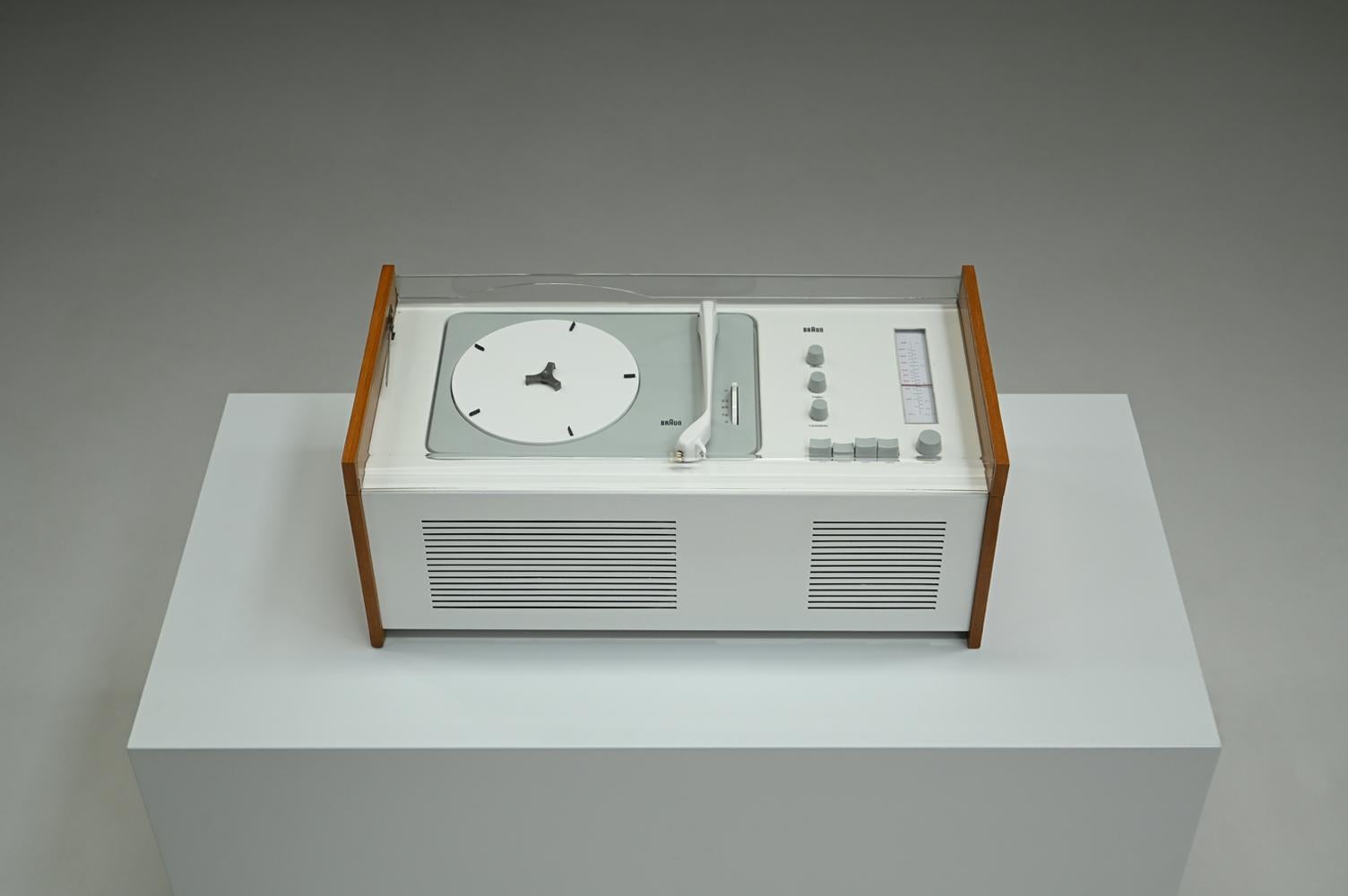 SK4/1 Plattenspieler von Dieter Rams und Hans Gugelot für Braun, 1950er Jahre Deutschland. (Metall) im Angebot