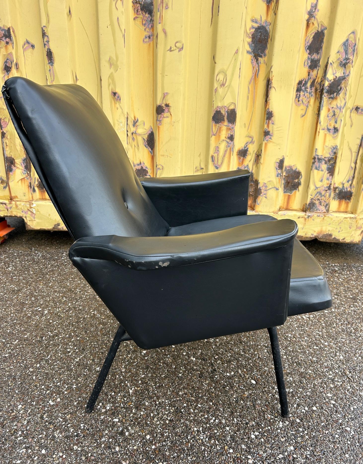 Poltrona SK660 di Pierre Guariche in vendita 4