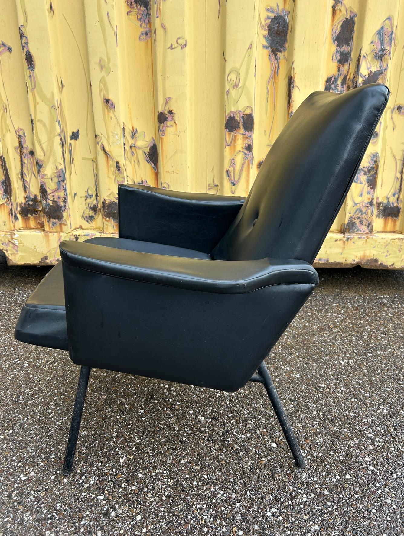Mid-Century moderno Poltrona SK660 di Pierre Guariche in vendita