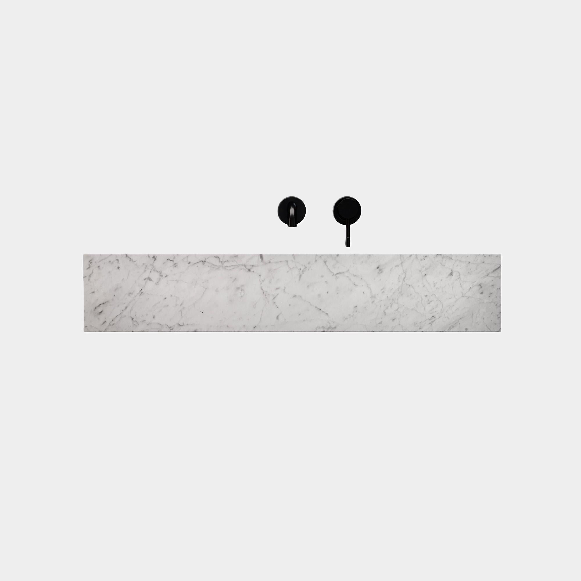 Portuguese Skadi - Marble Basin - White Cararra - Medium For Sale