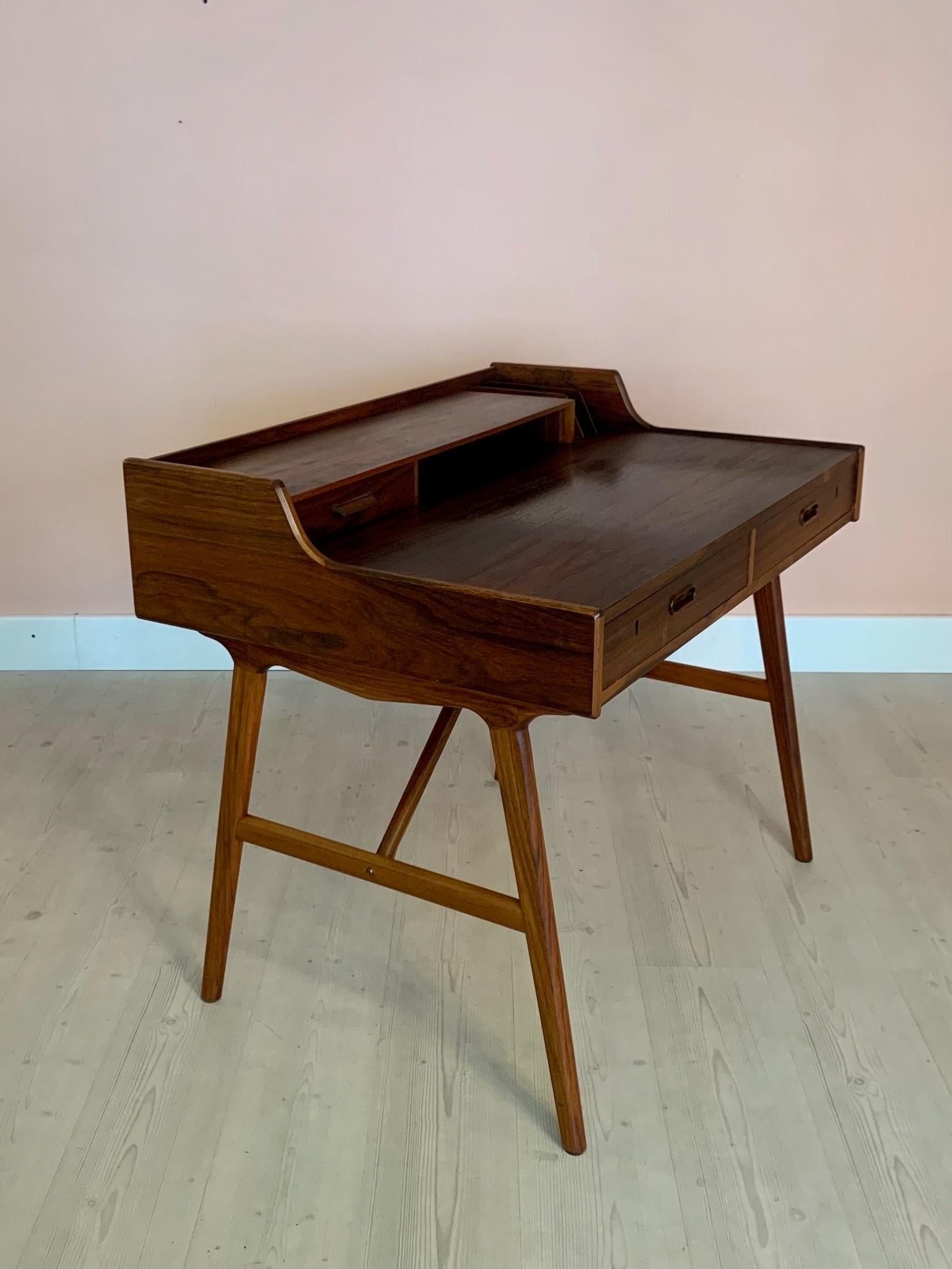 20th Century Skandinavian Palisander Desk by Arne Wahl Iversen 1950s For Sale