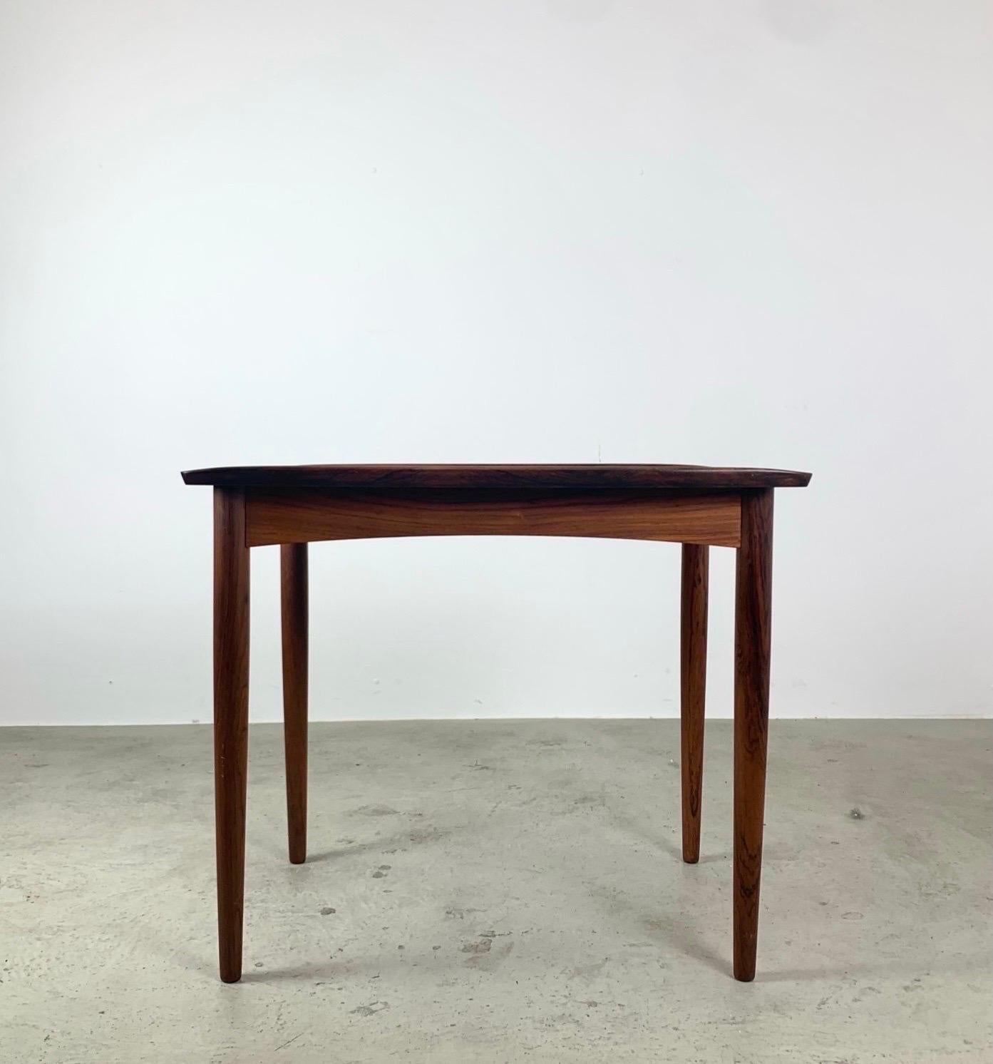 Skandinavian Rosewood Coffee Table, Denmark, 1950s In Good Condition For Sale In St-Brais, JU