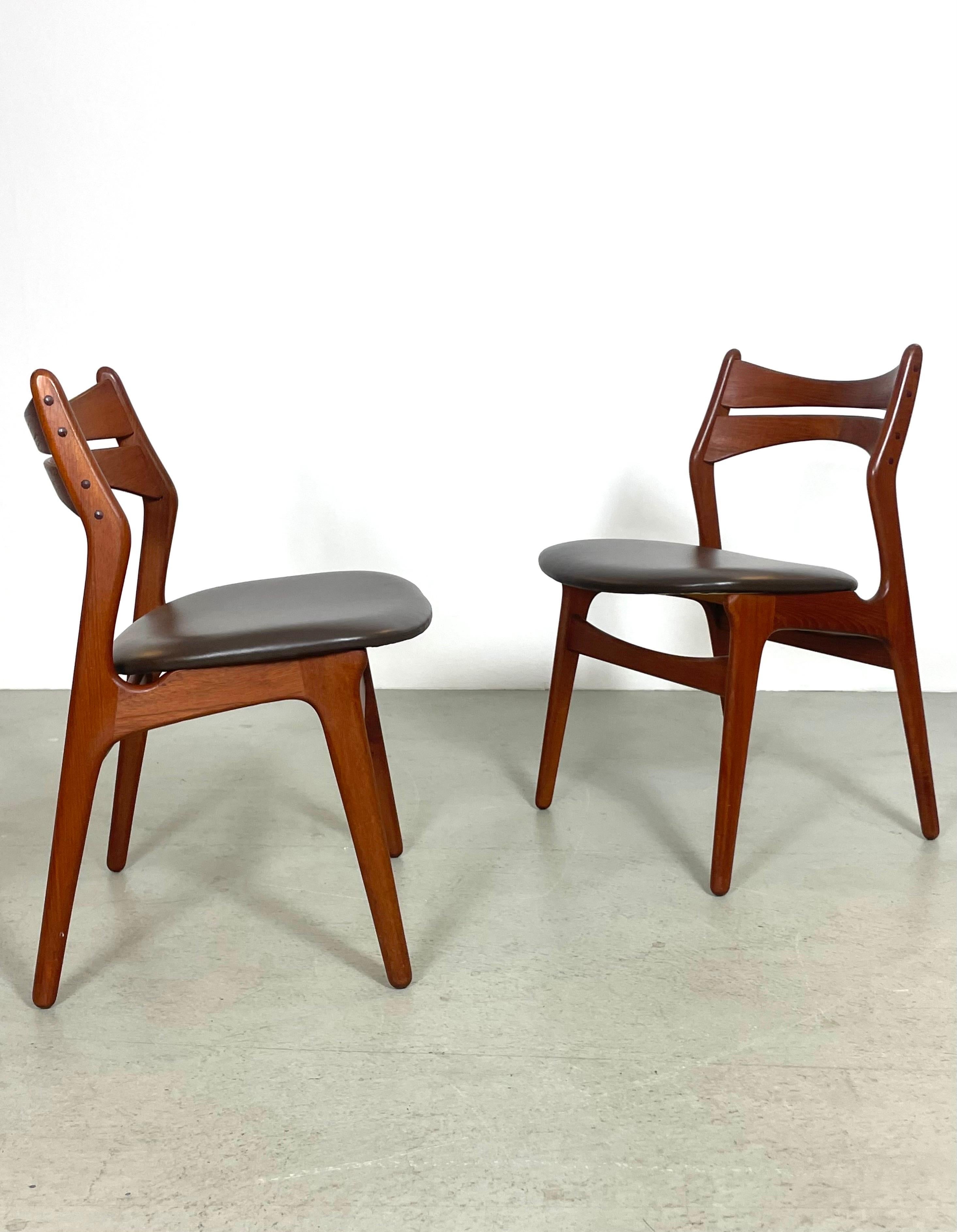 Scandinavian Modern Skandinavian Teak Dining Chairs by Erik Buch, Denmark 1950s For Sale