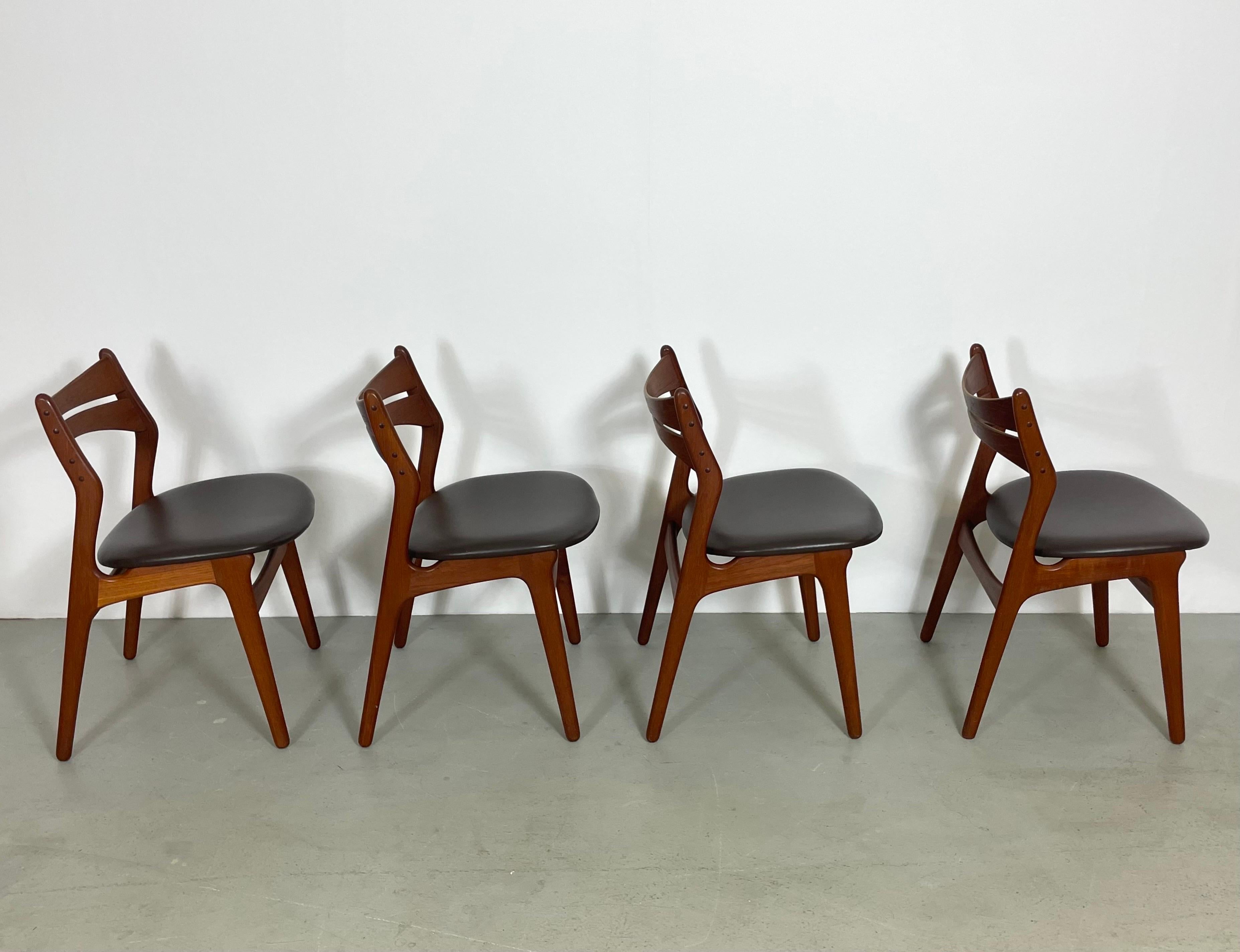 Danish Skandinavian Teak Dining Chairs by Erik Buch, Denmark 1950s For Sale
