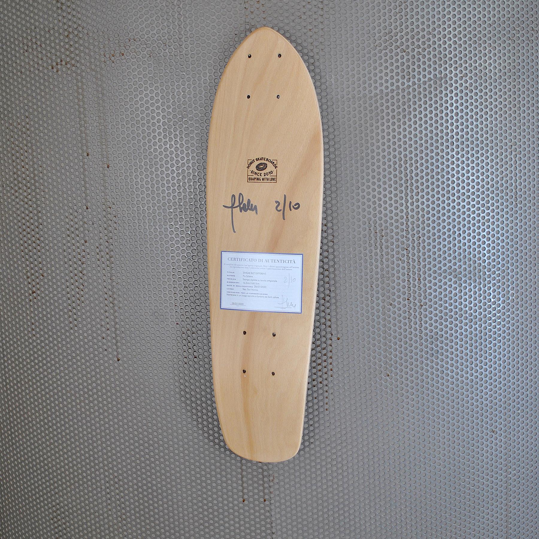 Peint à froid Skate Deck - Édition limitée faite à la main par Pio Schena en vente