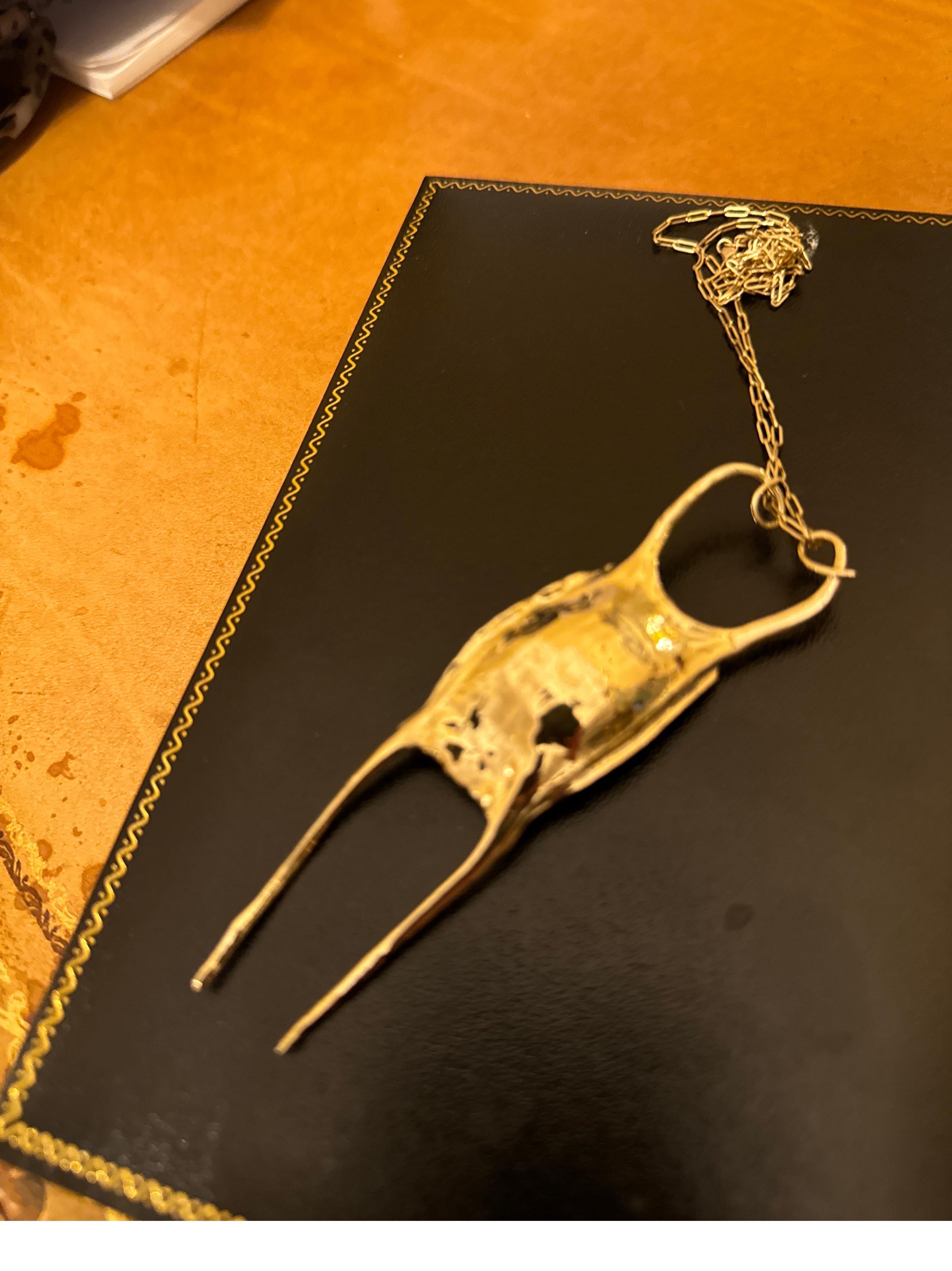 Skate Egg Case (aka Mermaid’s Purse) in 14K Yellow Gold In New Condition For Sale In Etna, NH