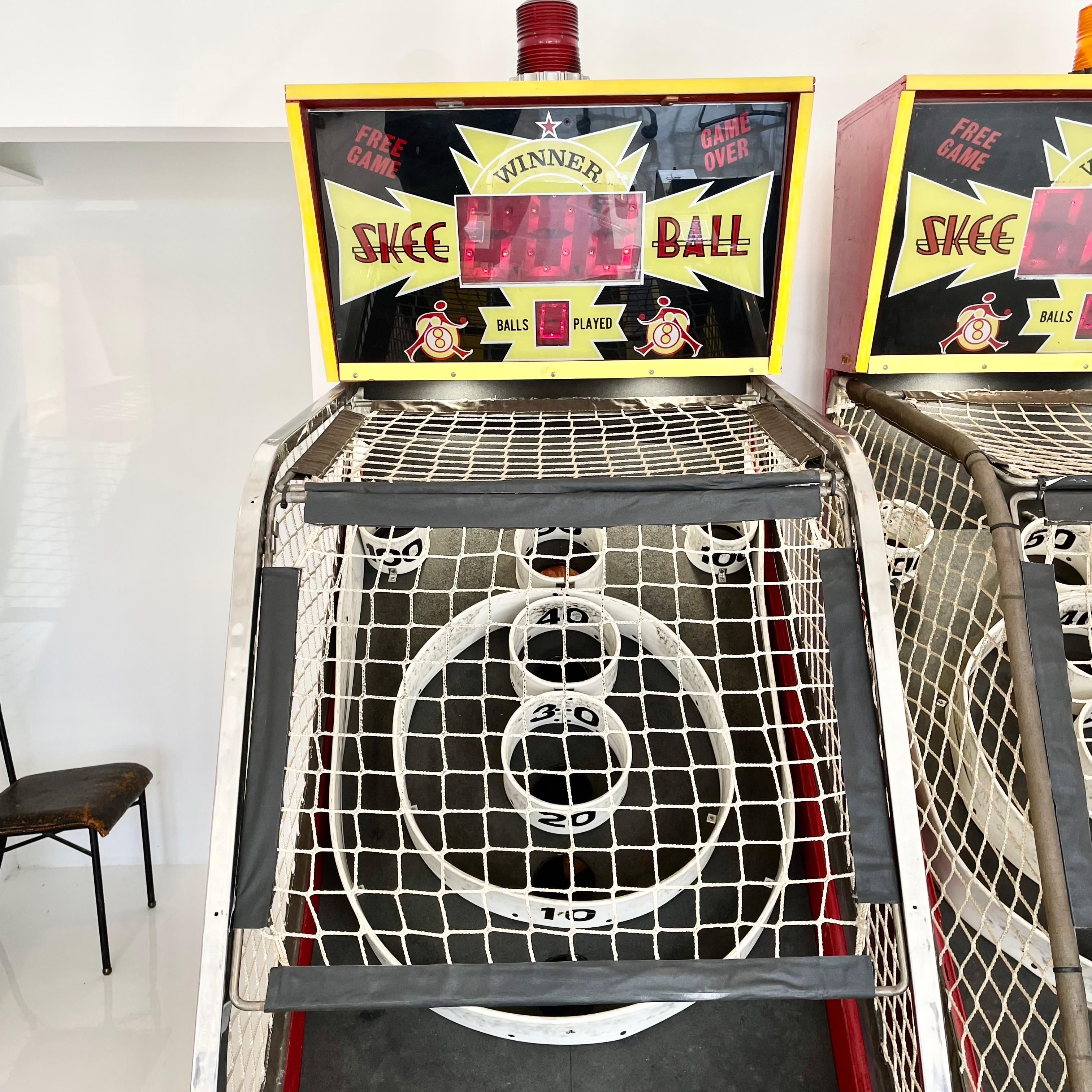 Skee-Ball Machine, 1990s Usa For Sale 2