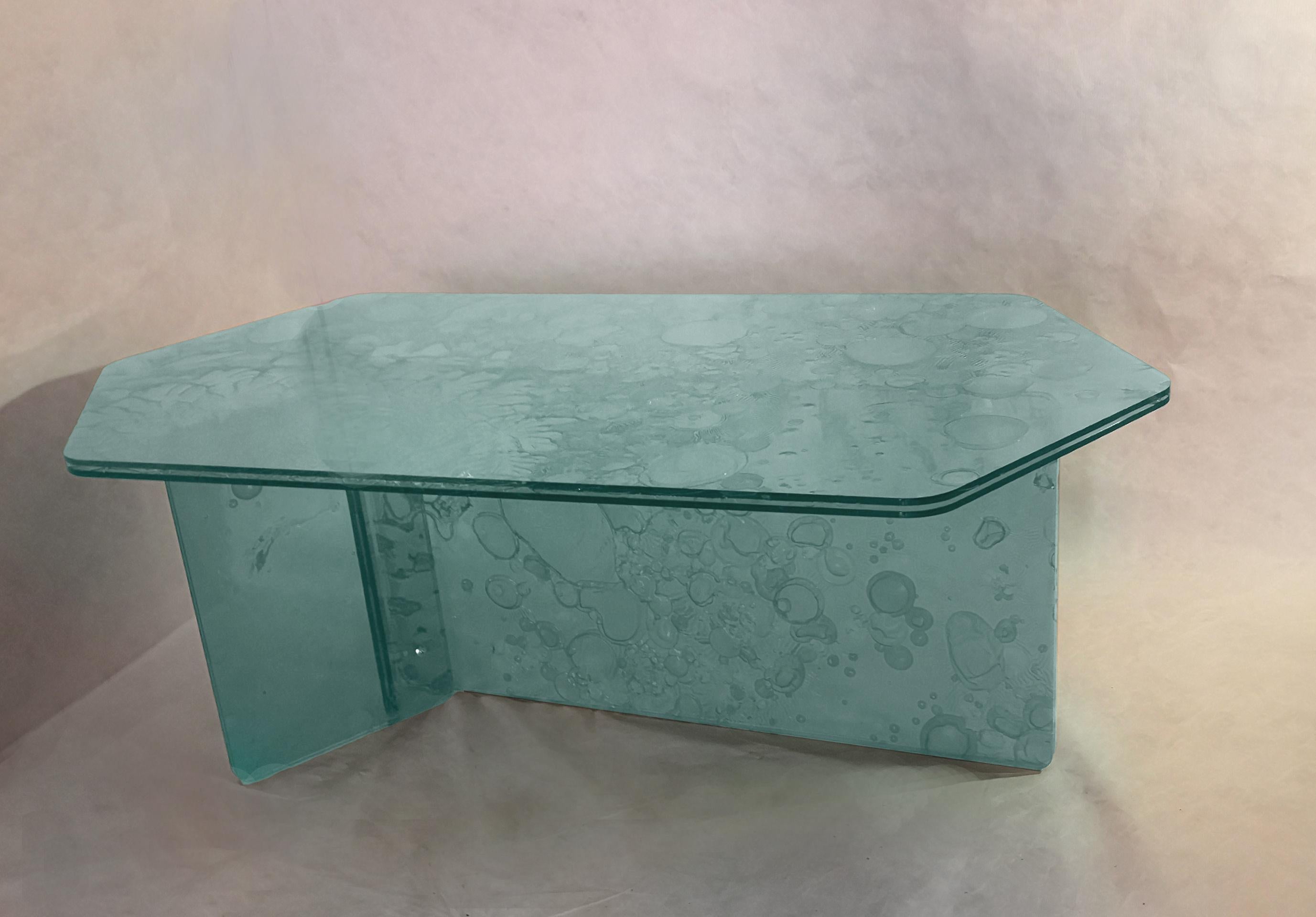 Machine-Made Sketch Coffee Table Made in Acrylic Aquamarine Design Roberto Giacomucci in 2022 For Sale