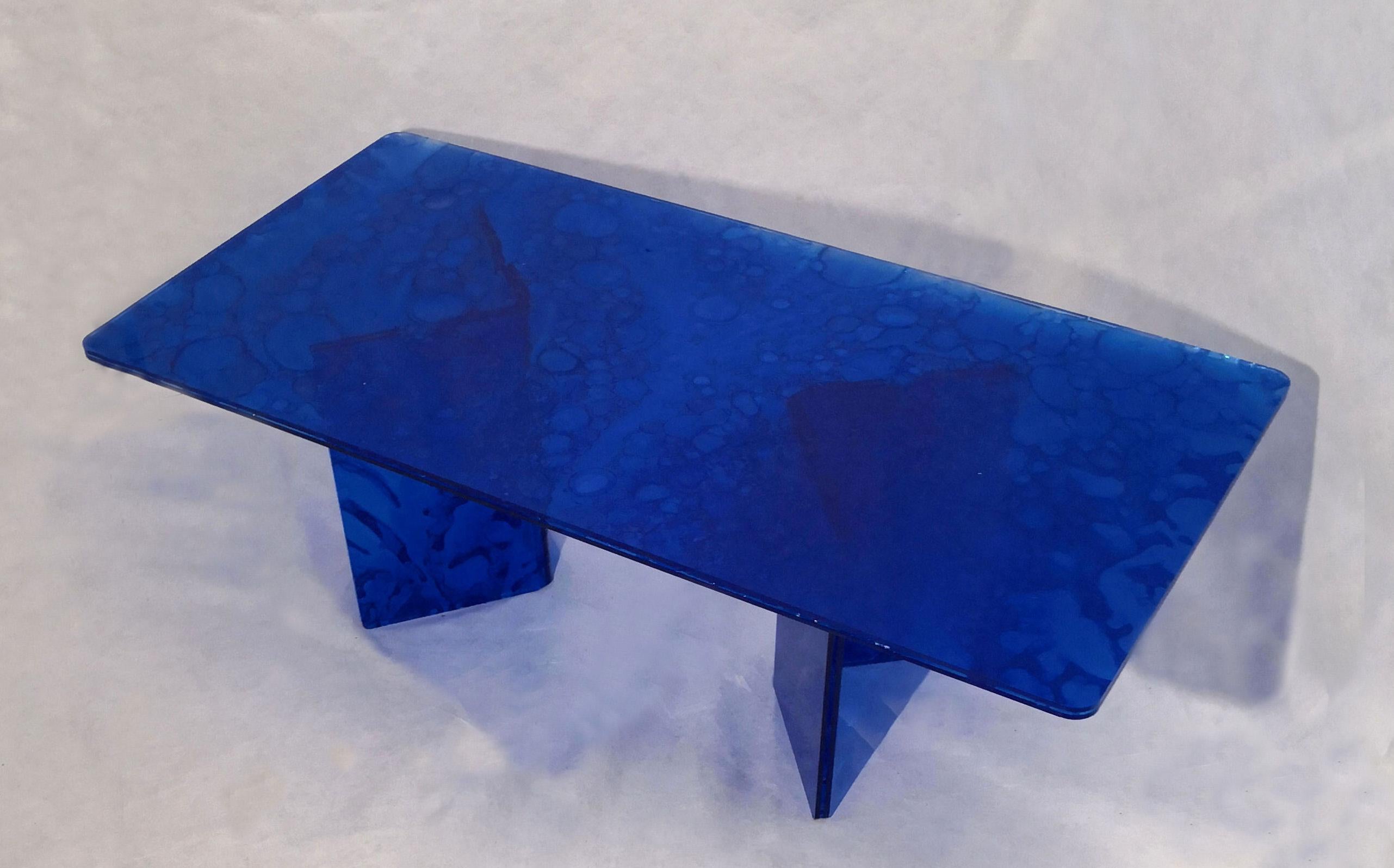 Sketch Coffee Table Made in Acrylic Blue Design Roberto Giacomucci in 2022 For Sale 2
