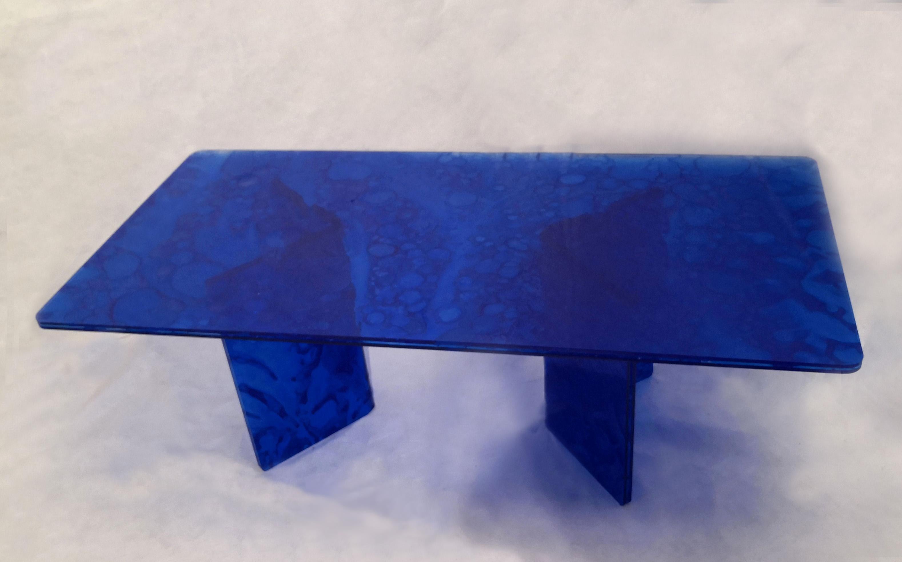 Sketch Coffee Table Made in Acrylic Blue Design Roberto Giacomucci in 2022 For Sale 3