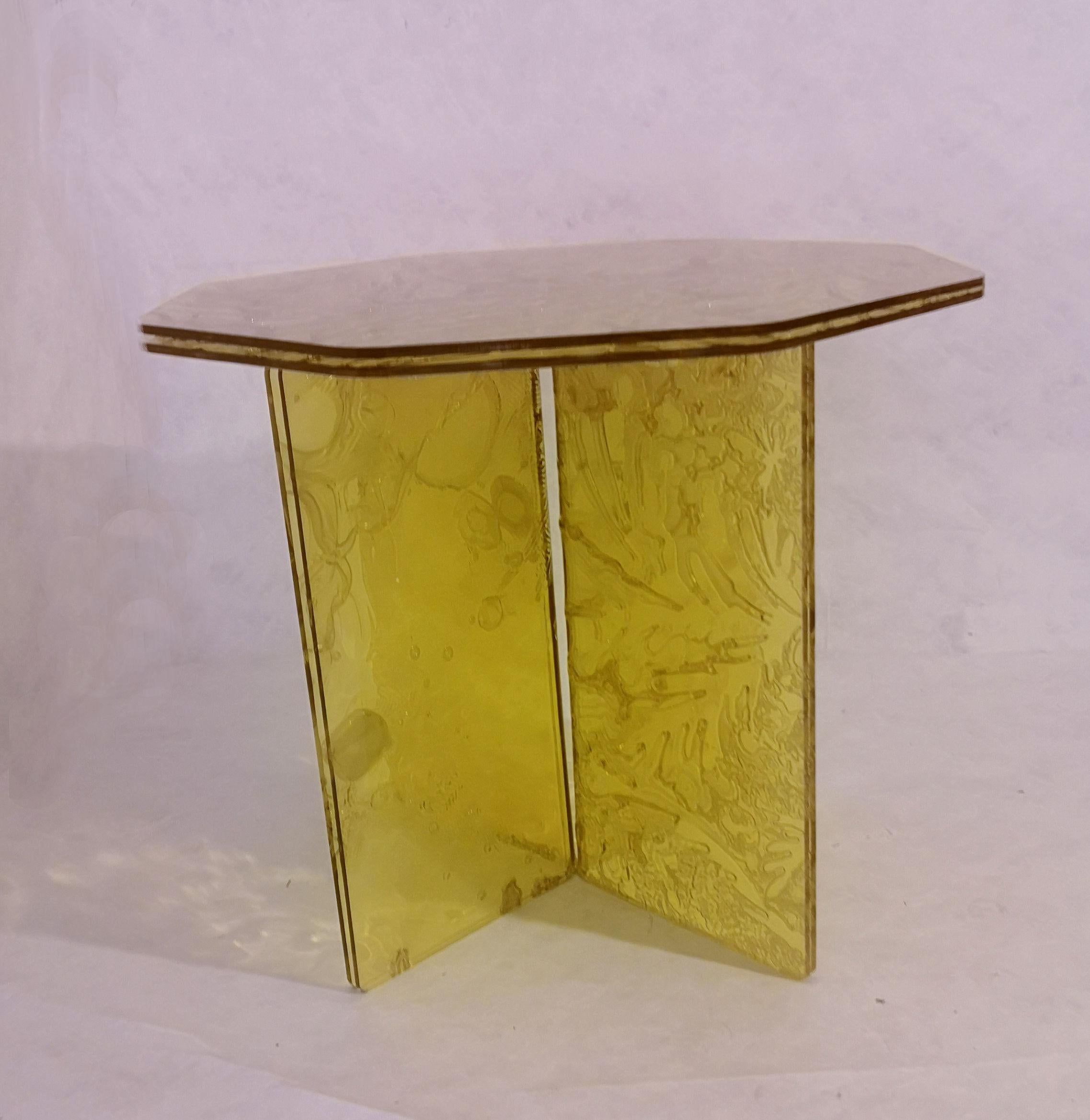 Sketch Coffee Table Made in Acrylic Design Roberto Giacomucci in 2021 For Sale 3