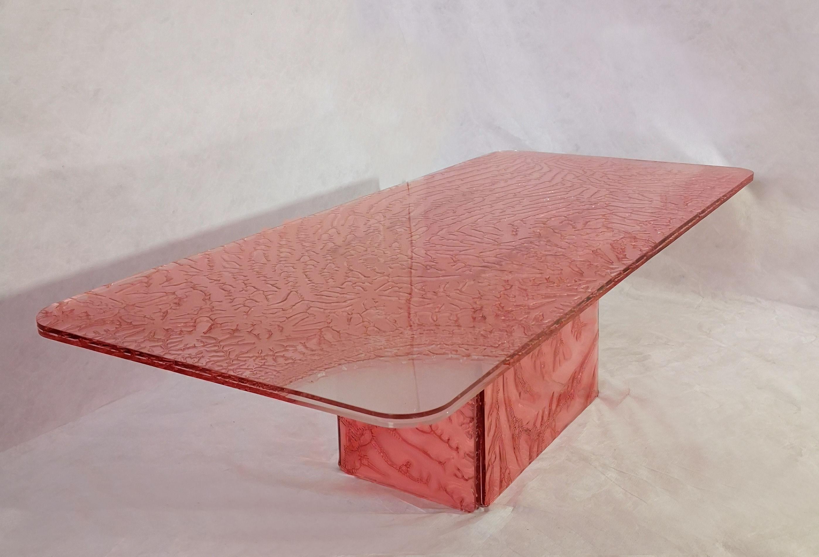 Italian Sketch Coffee Table Made in Acrylic Design Roberto Giacomucci in 2021 For Sale