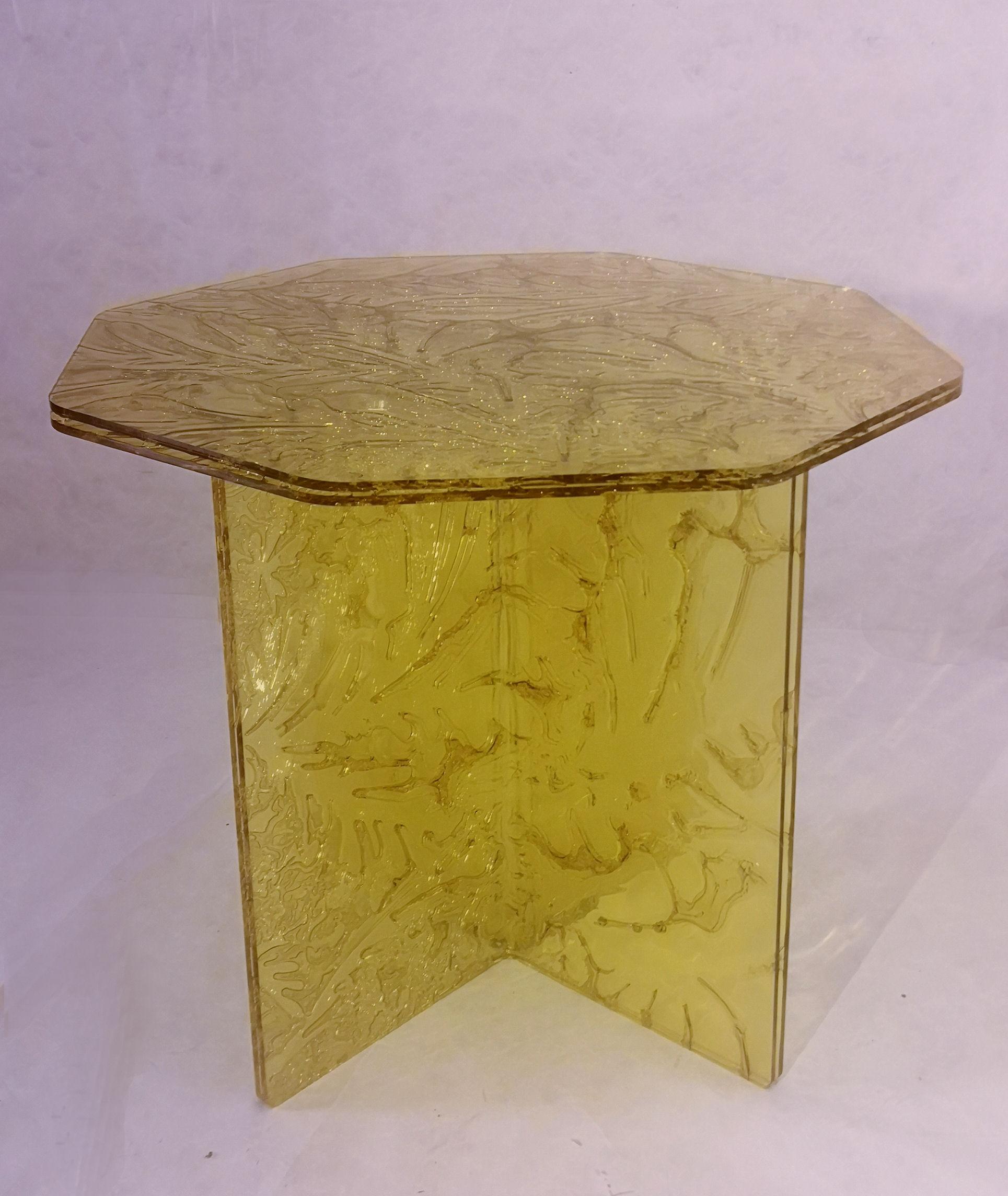 Italian Sketch Coffee Table Made in Acrylic Design Roberto Giacomucci in 2021 For Sale