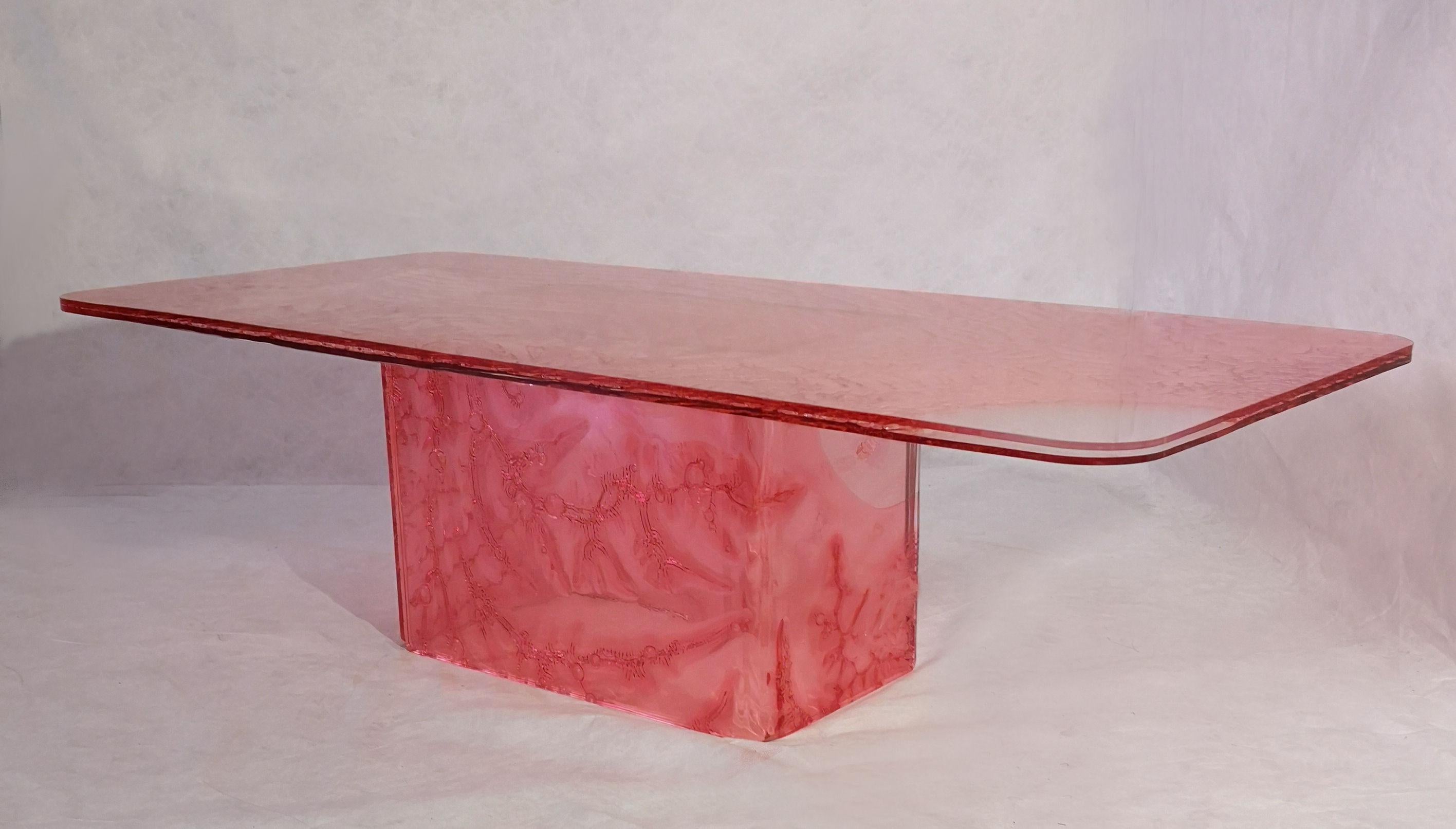 Sketch Coffee Table Made in Acrylic Design Roberto Giacomucci in 2021 In New Condition For Sale In ancona, IT