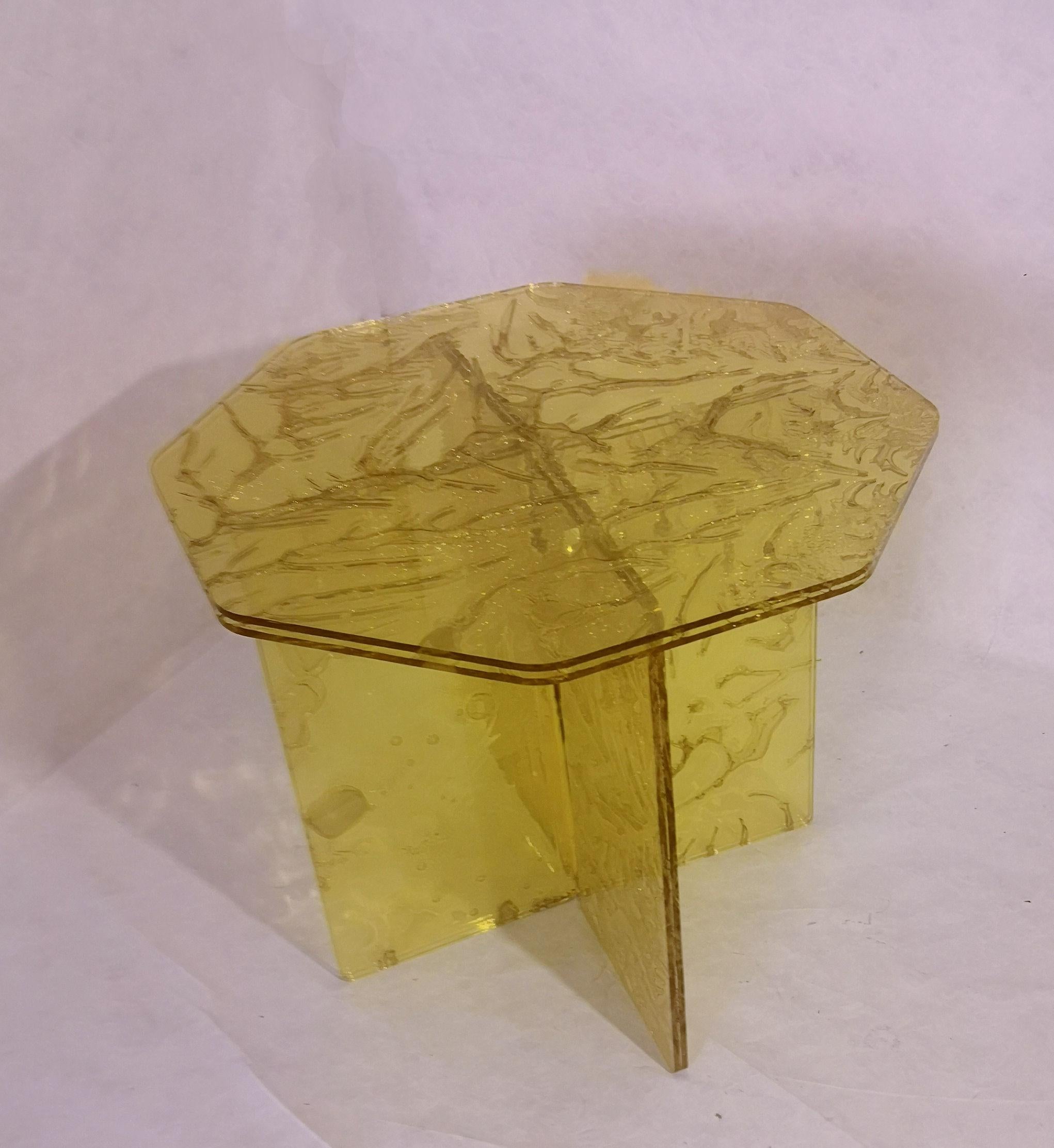 Sketch Coffee Table Made in Acrylic Design Roberto Giacomucci in 2021 For Sale 1