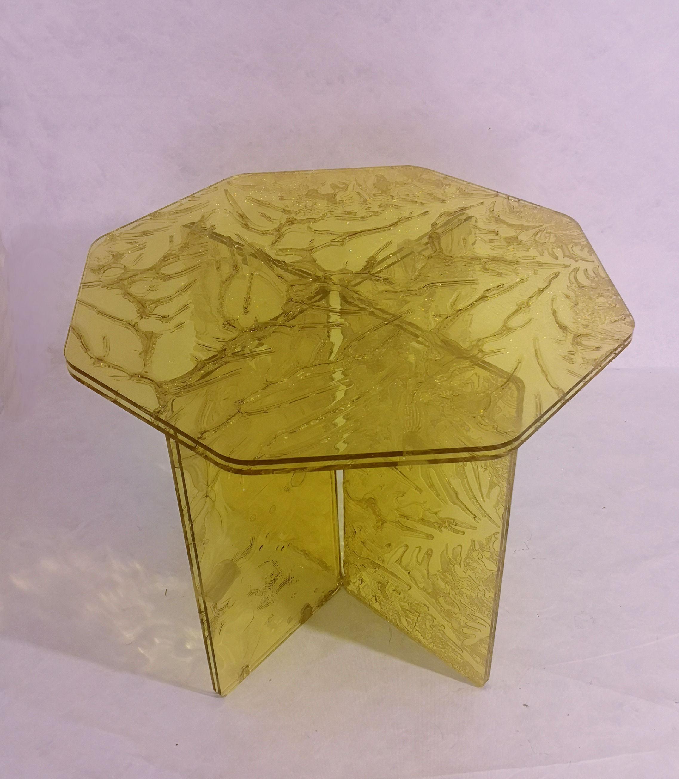 Sketch Coffee Table Made in Acrylic Design Roberto Giacomucci in 2021 For Sale 2