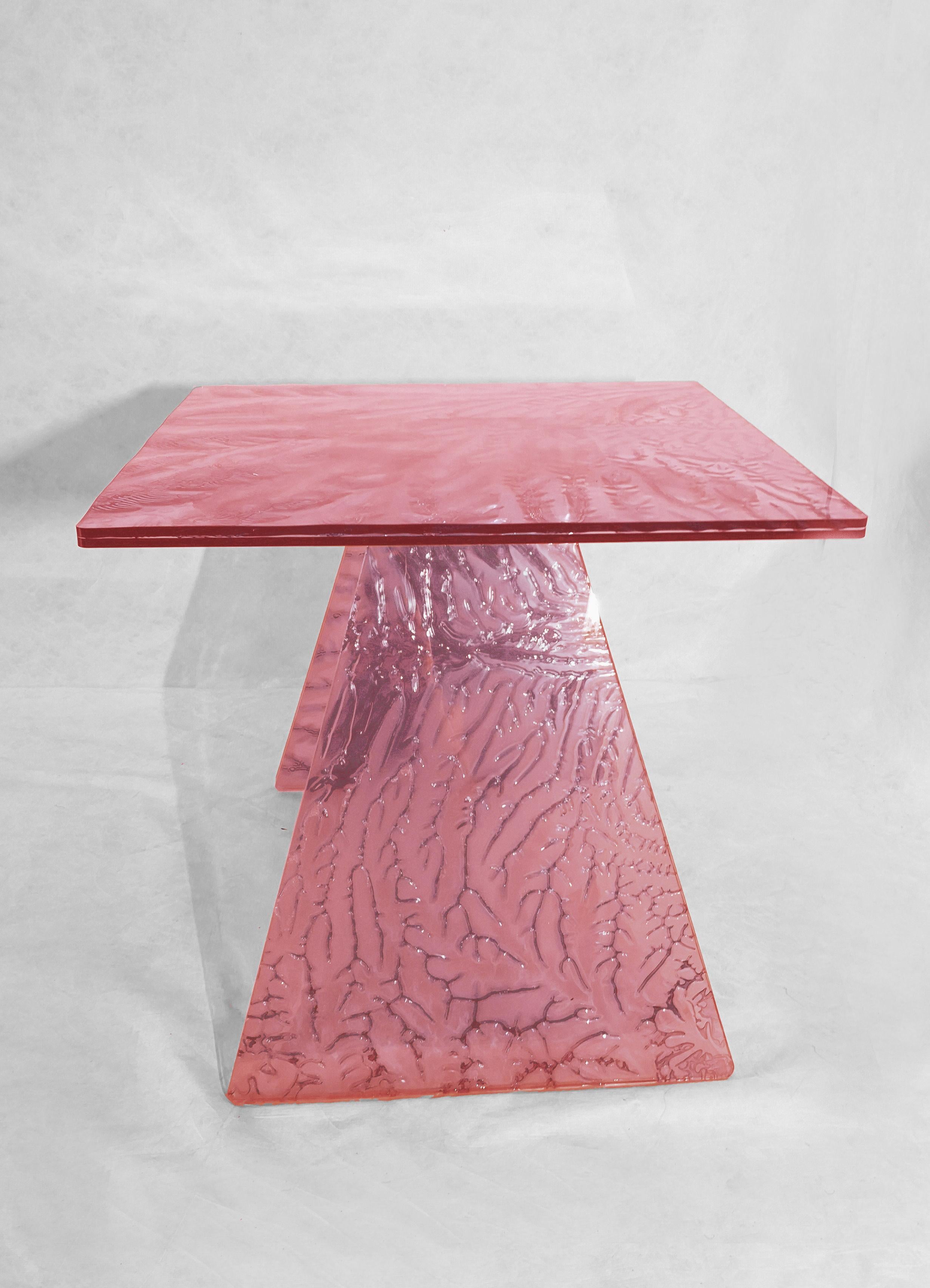 Modern Sketch Coffee Table Made in Acrylic Pink Design Roberto Giacomucci in 2021 For Sale