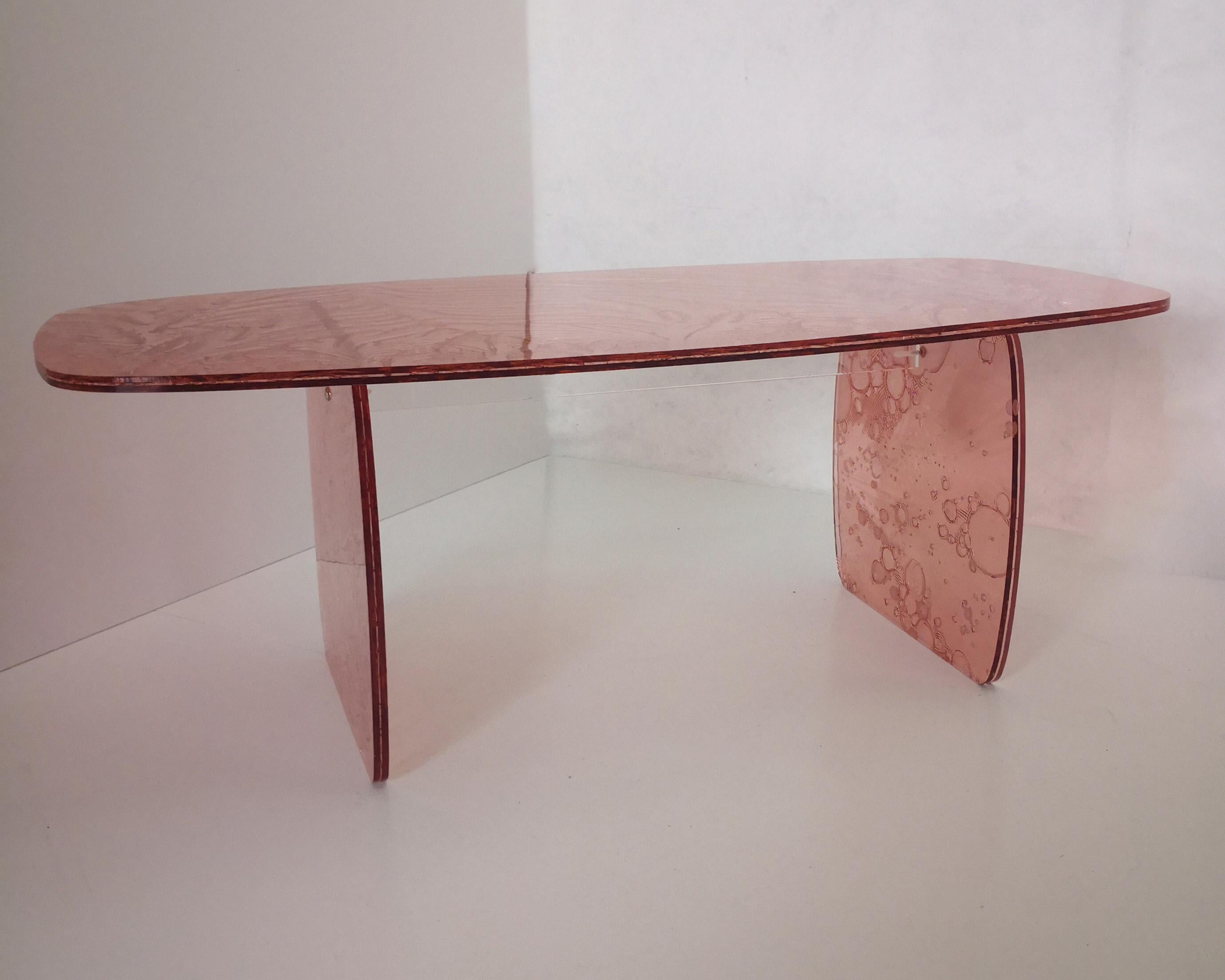 Italian Sketch Coffee Table Made in Acrylic pink Design Roberto Giacomucci in 2023 For Sale