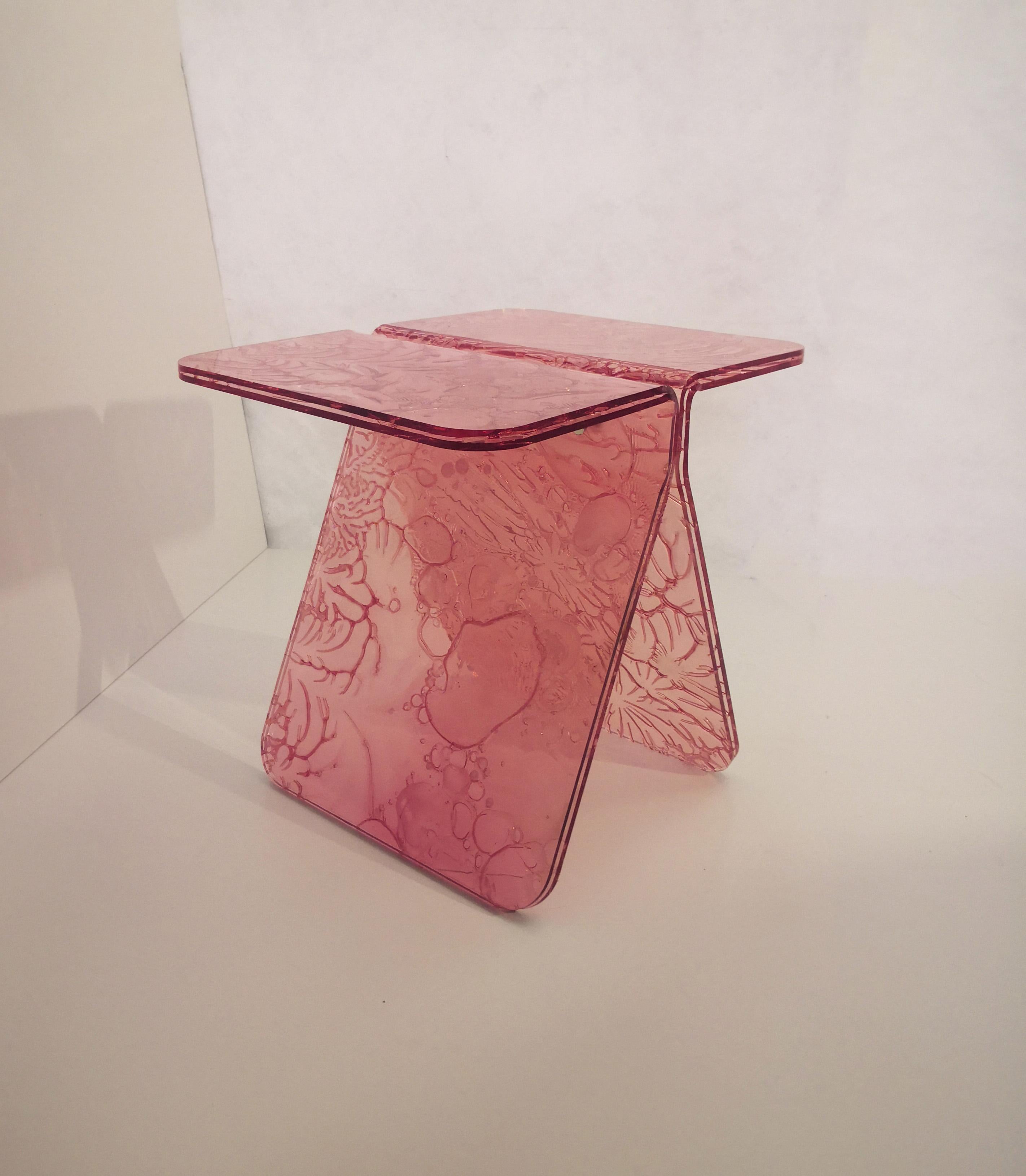 Contemporary Sketch Coffee Table Made in Acrylic pink Design Roberto Giacomucci in 2023 For Sale