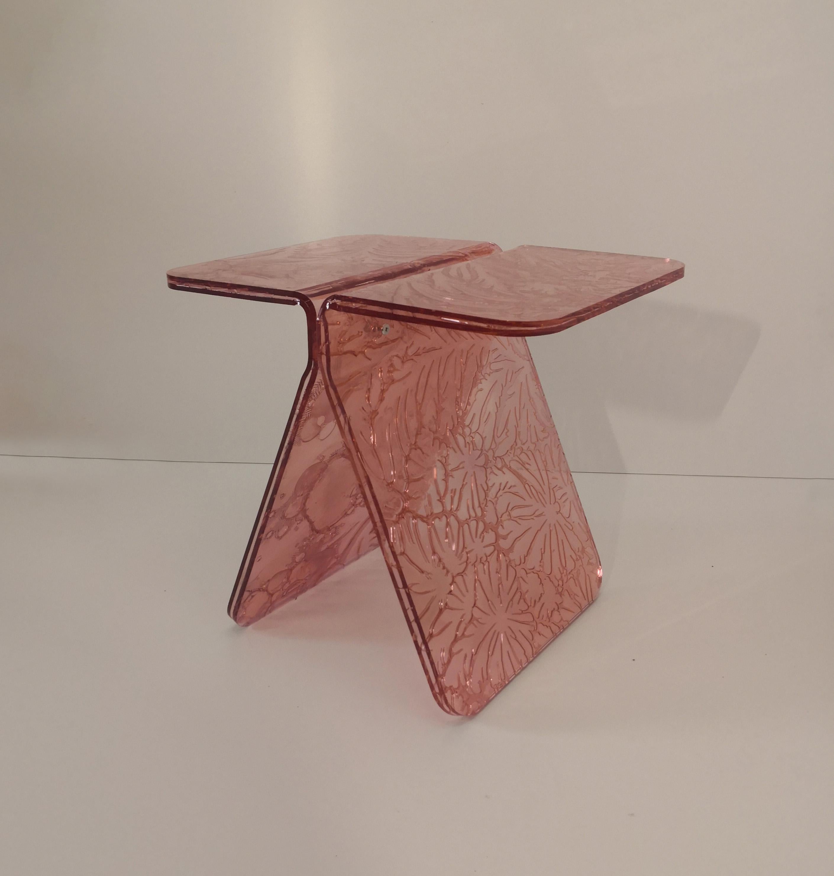 Sketch Coffee Table Made in Acrylic pink Design Roberto Giacomucci in 2023 For Sale 1