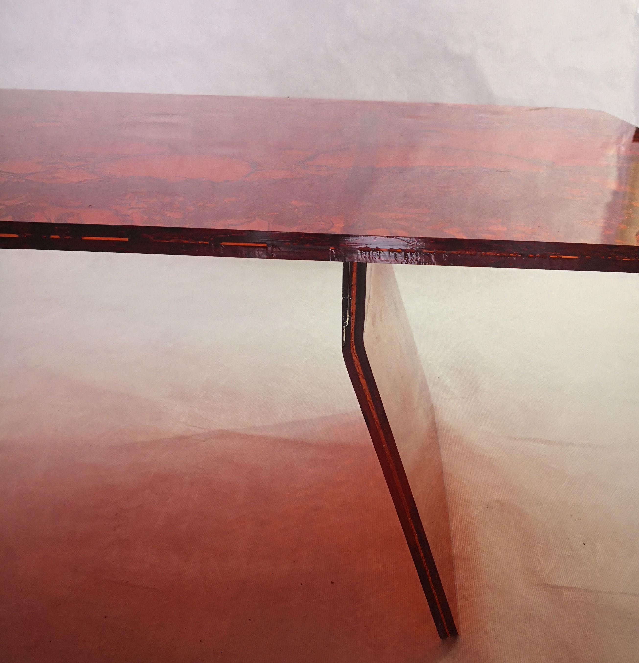 Sketch Coffee Table Made in Acrylic Red Design Roberto Giacomucci in 2022 For Sale 1