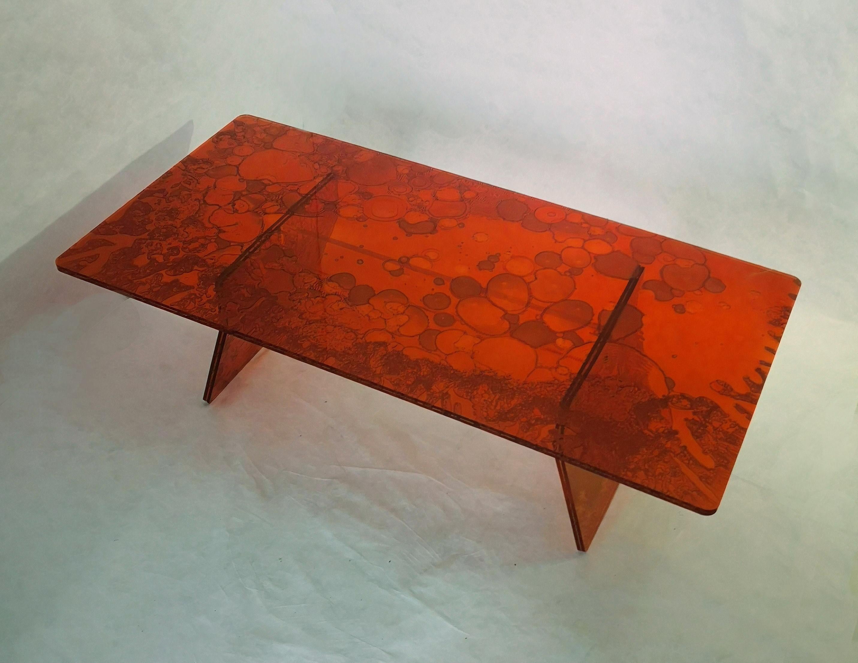 Table basse  Sketch  fabrique en acrylique au design rouge par Roberto Giacomucci en 2022 Neuf - En vente à ancona, IT